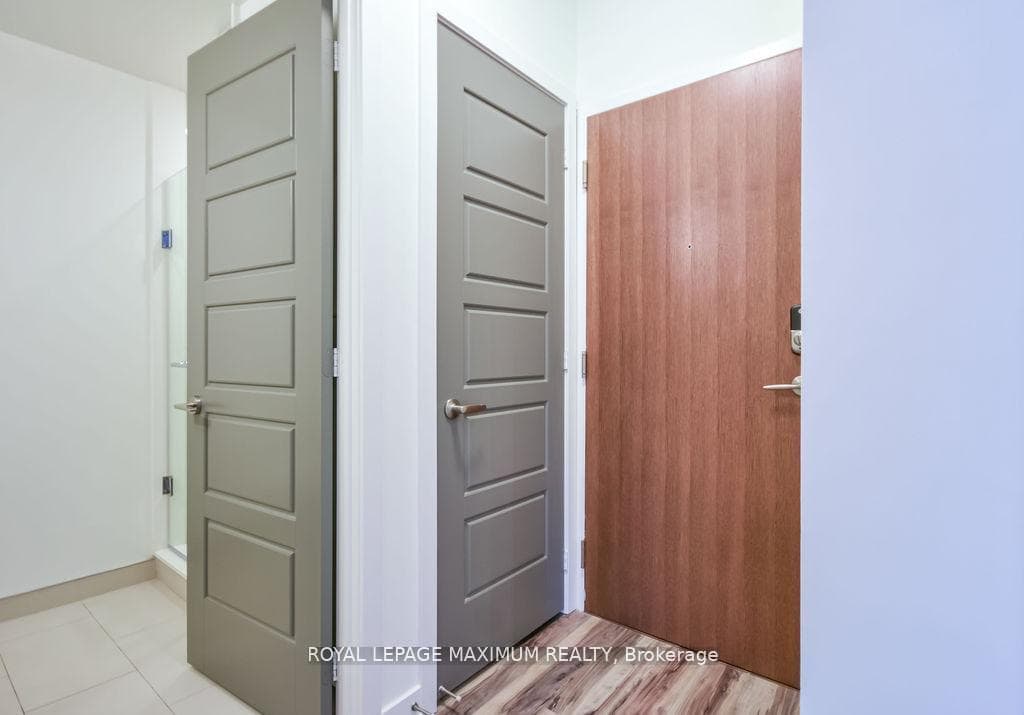 271 Sea Ray Avenue Unit B417 photo 3