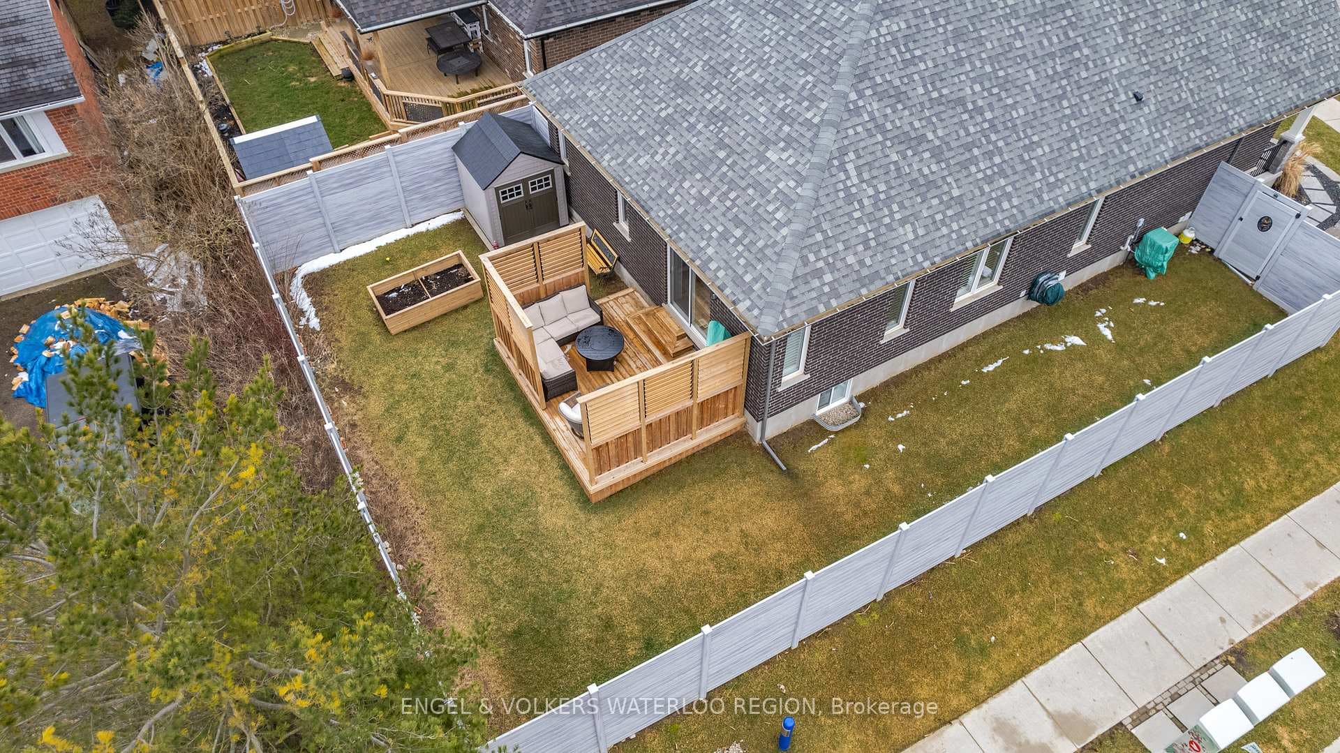 102 SNYDER Avenue photo 37