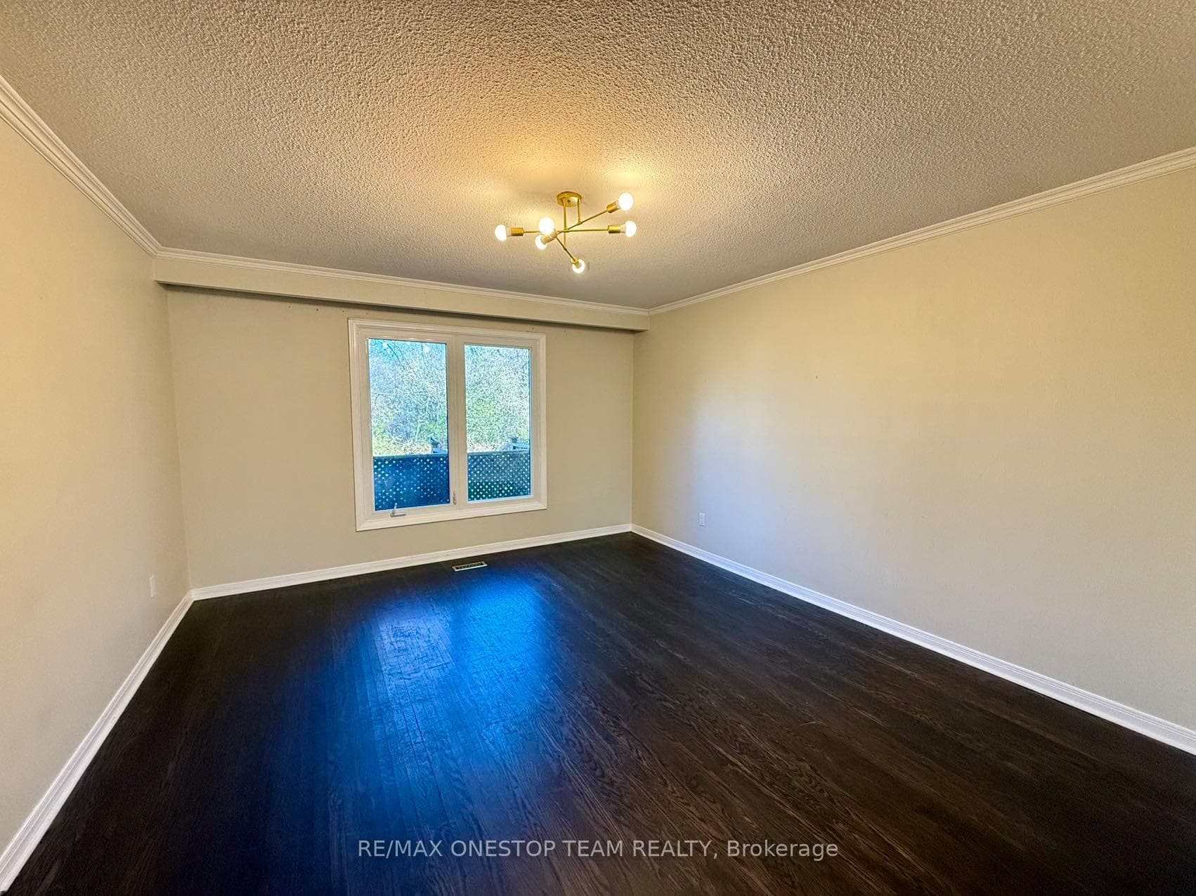 104 Willowbrook Road photo 10