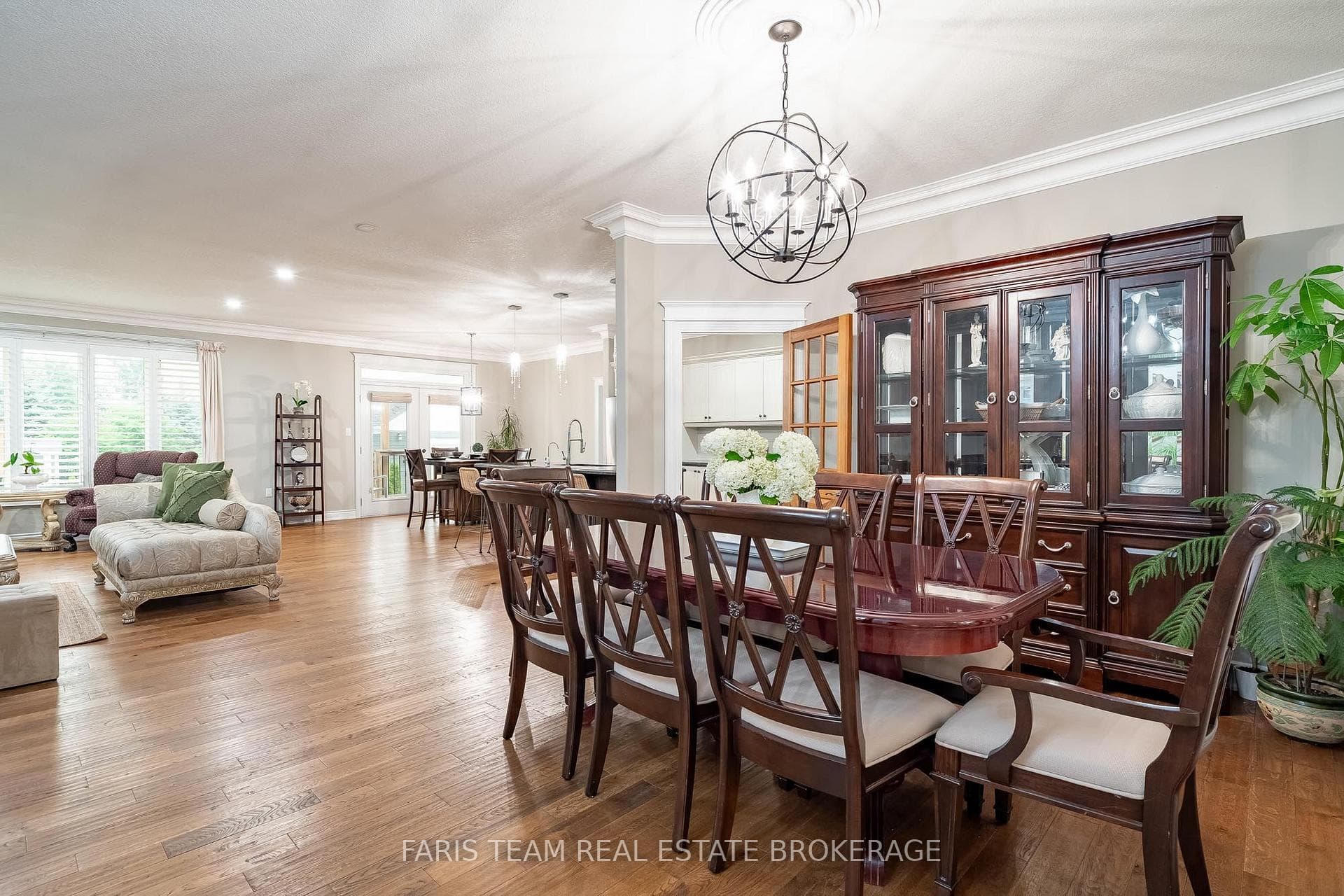 2 Harry Parker Place photo 13
