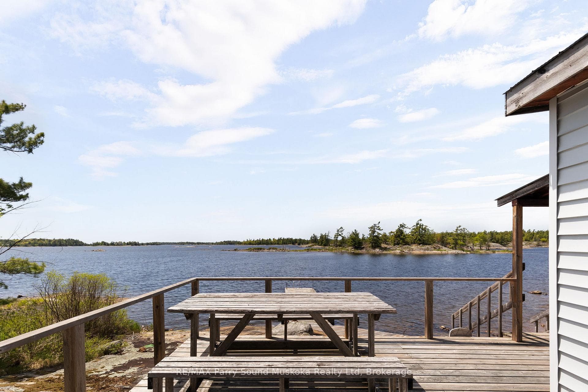 16 B55 Island N/A photo 8