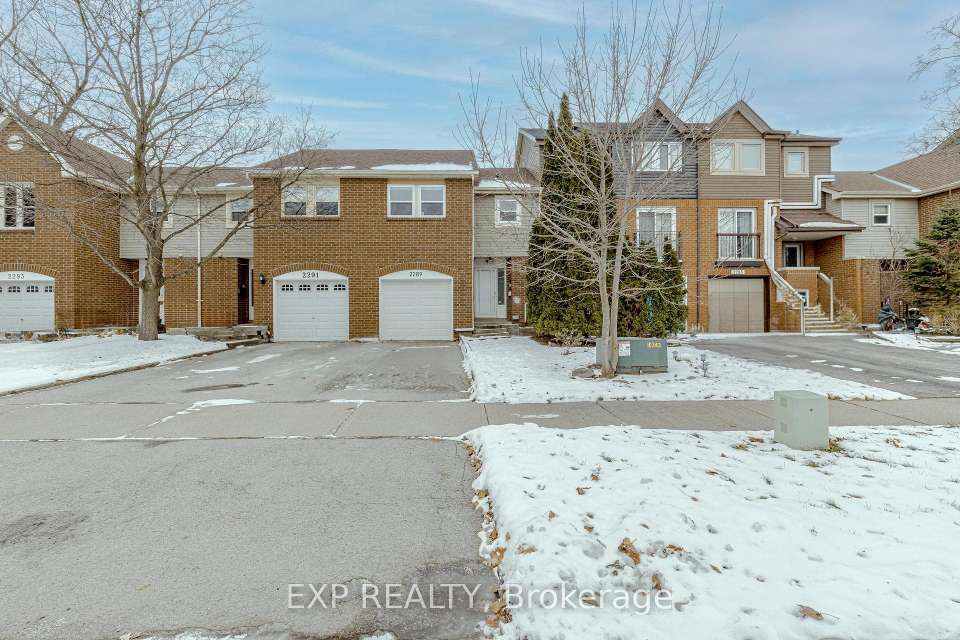 2289 Munn's Avenue photo 1
