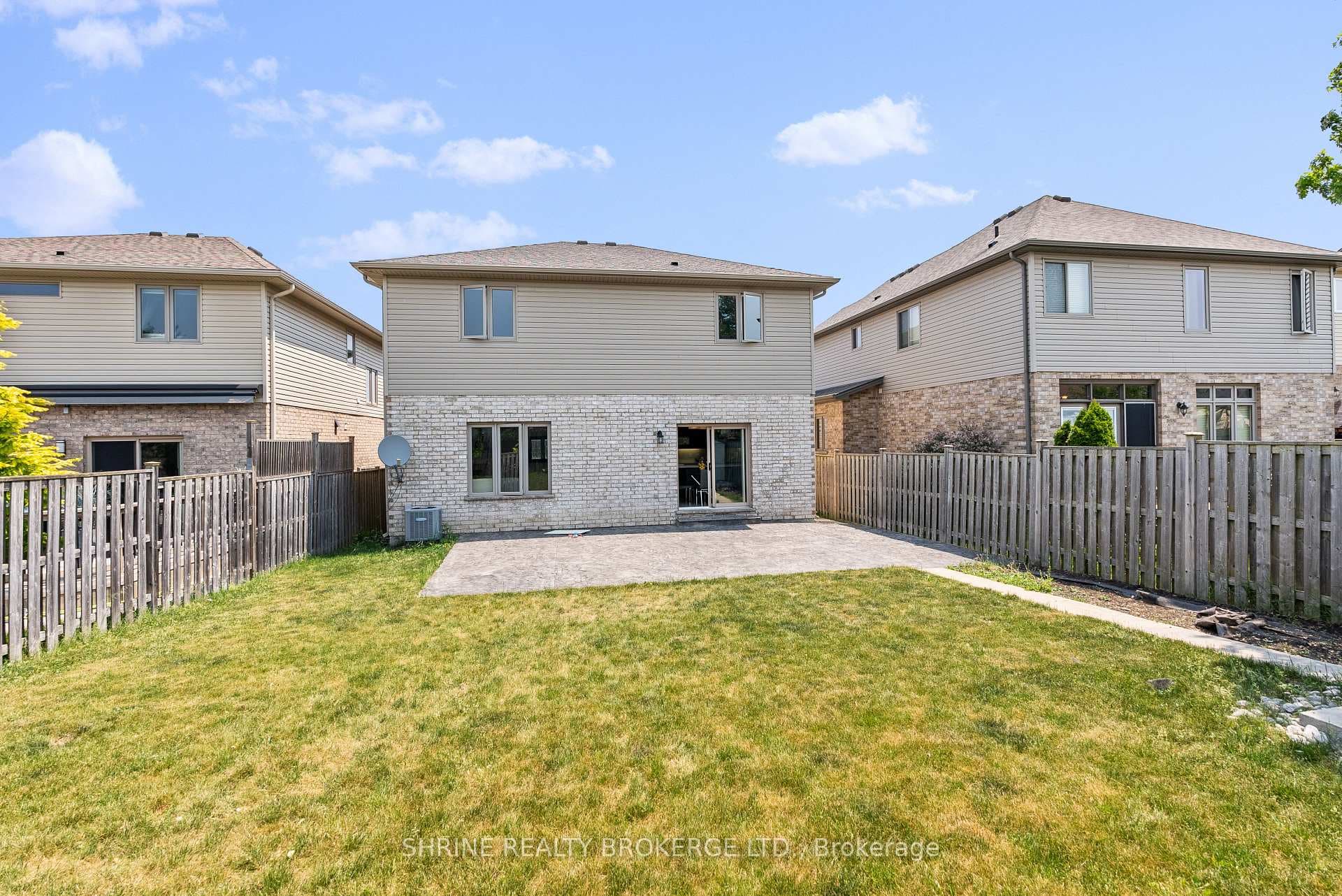 1284 Oakcrossing Road photo 35