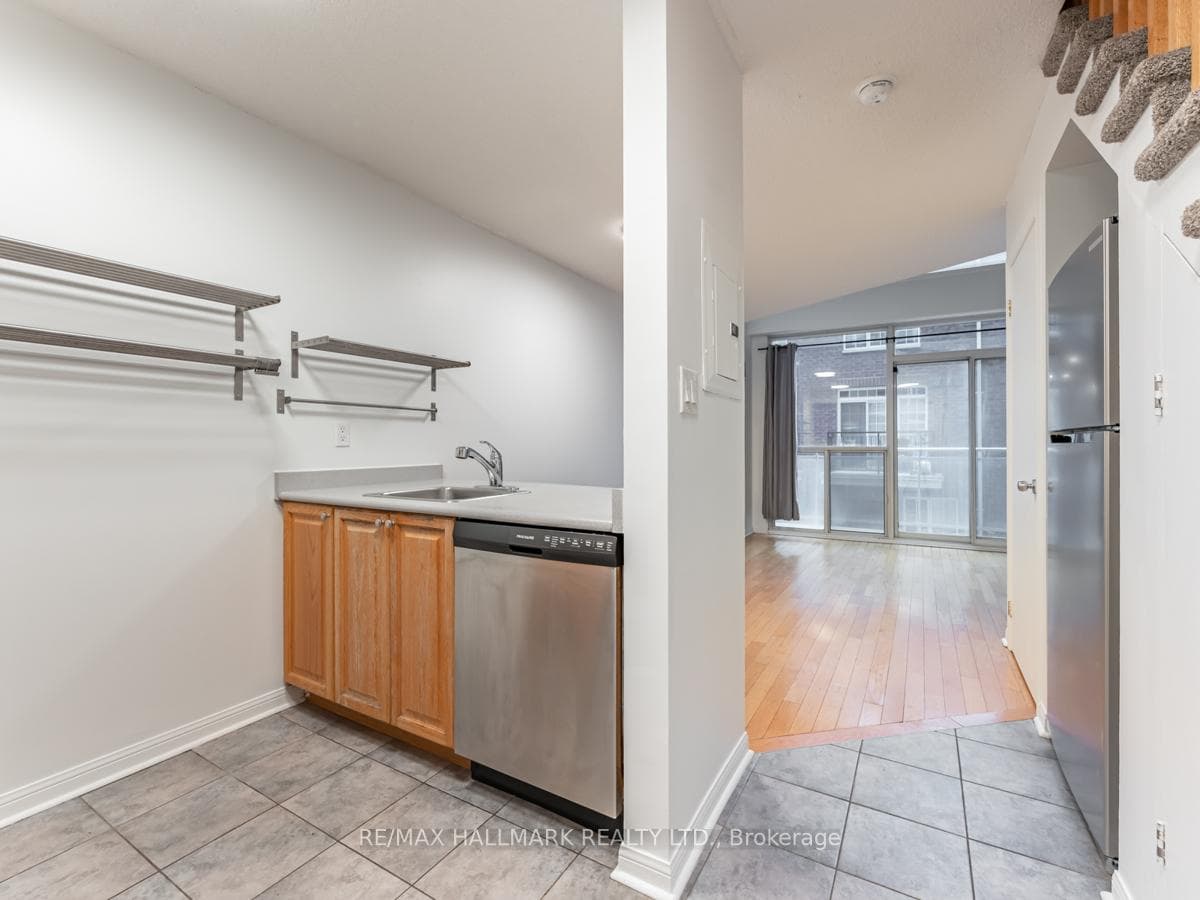 1029 King Street Unit 240 photo 4