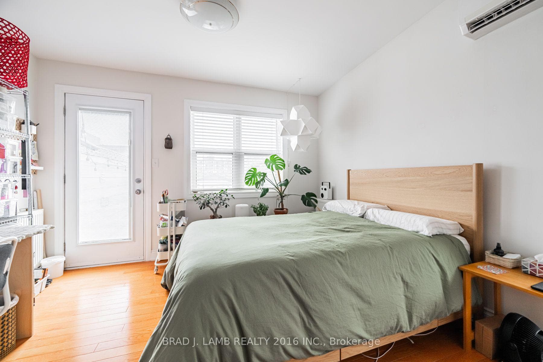 665 Richmond Street Unit 3 photo 25