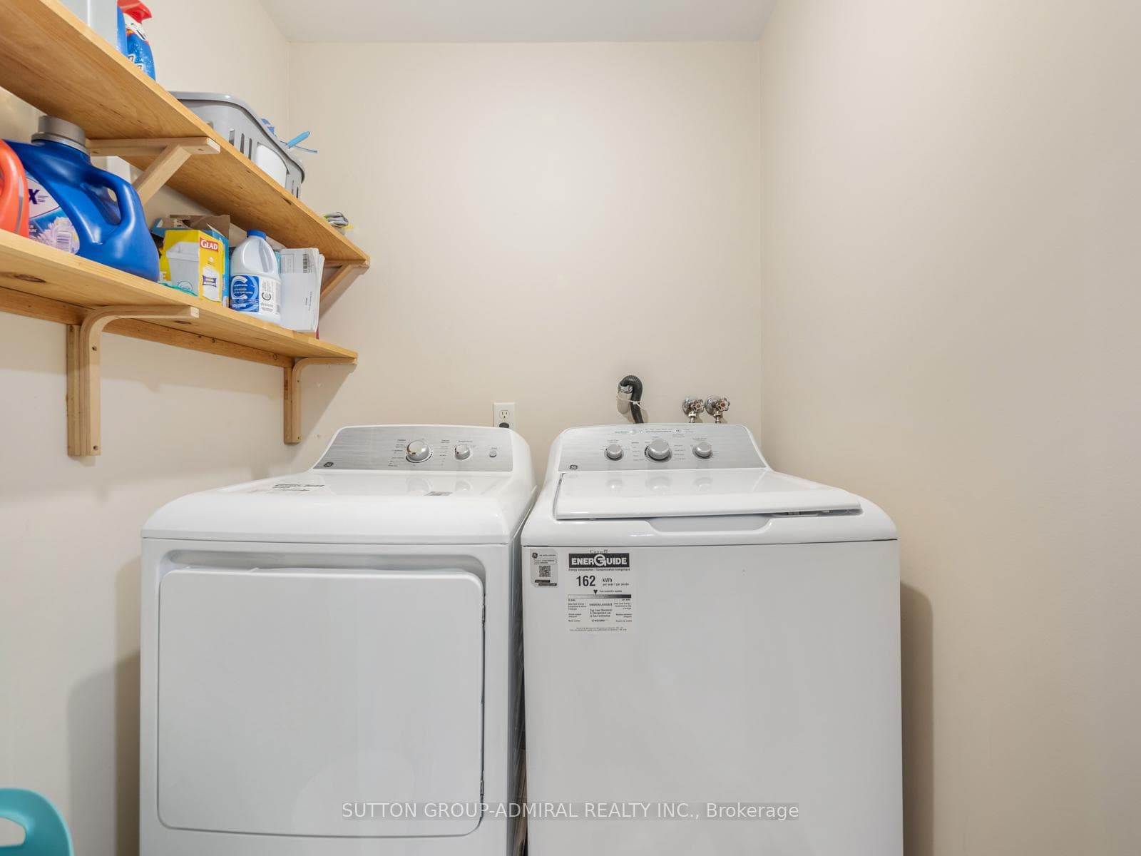 52 Sedgeway Heights photo 30