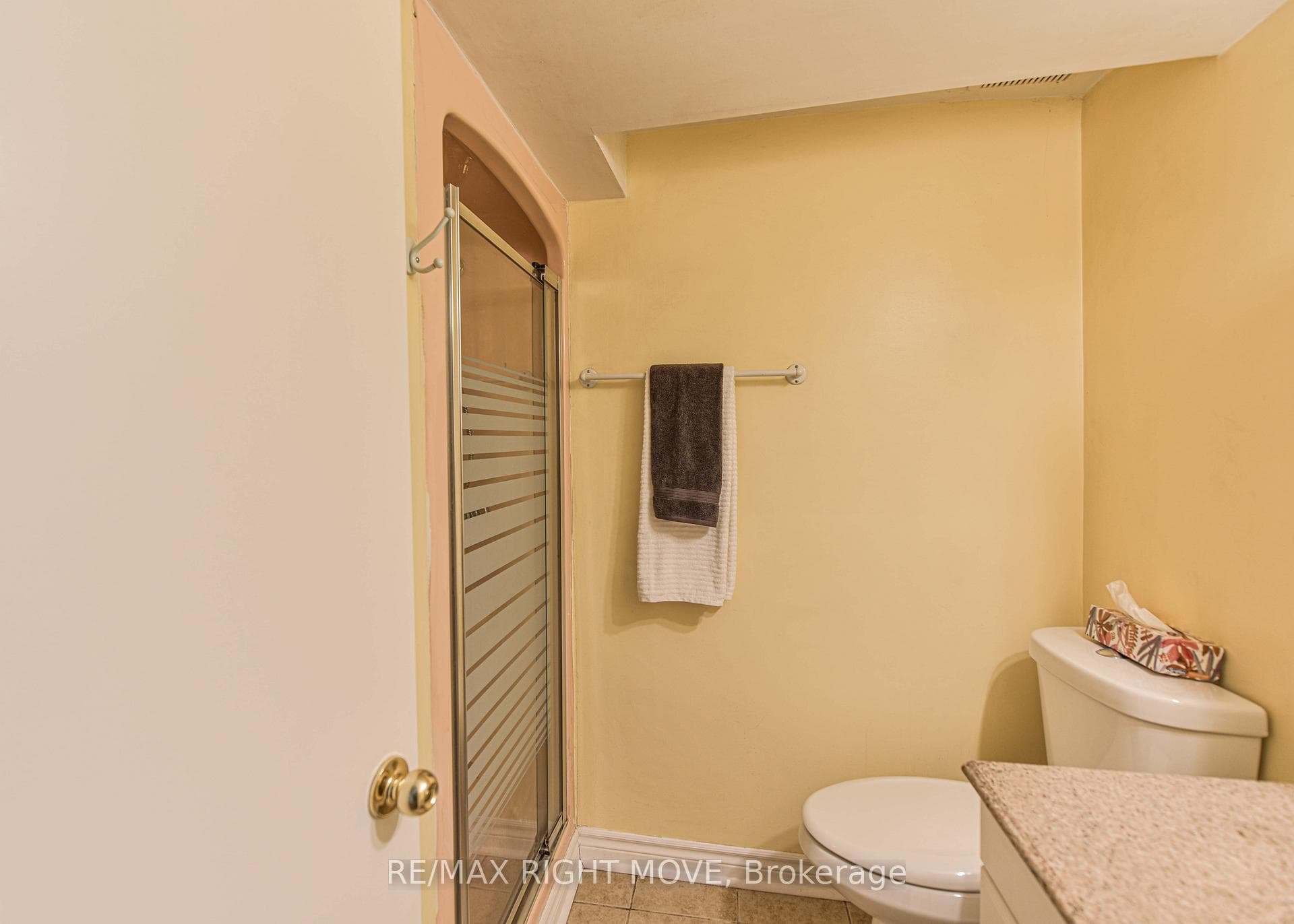 3 pc Ensuite bathroom