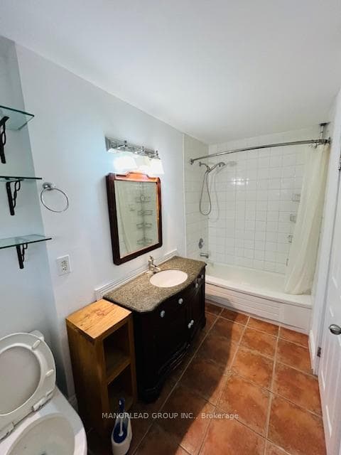 197 Way's Bay Drive photo 10