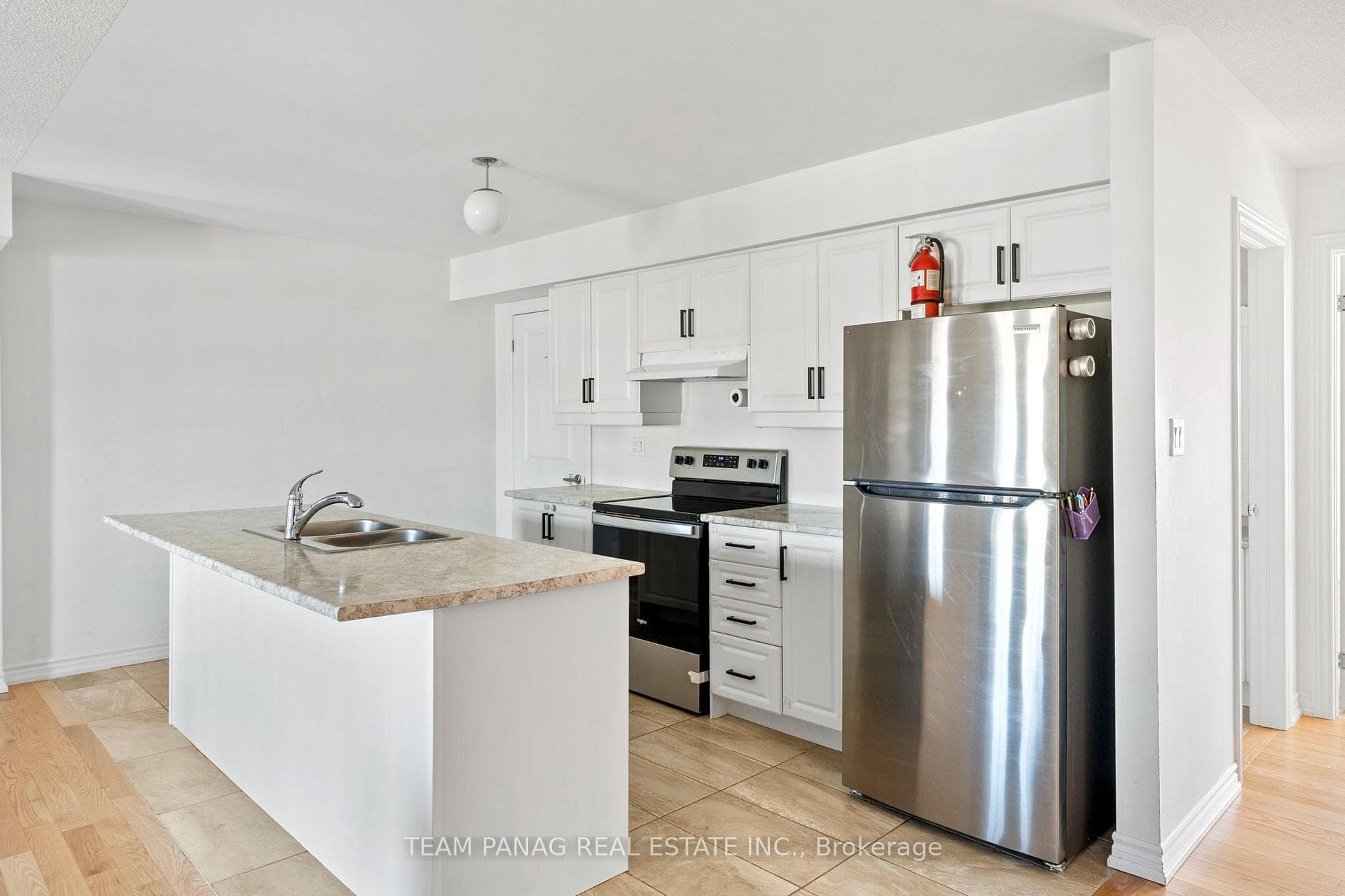 15 Valleybrook Road photo 21