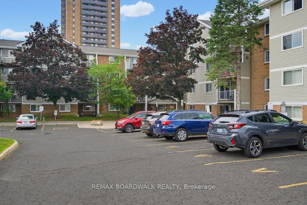 250 Brittany Drive Unit 207 photo 34