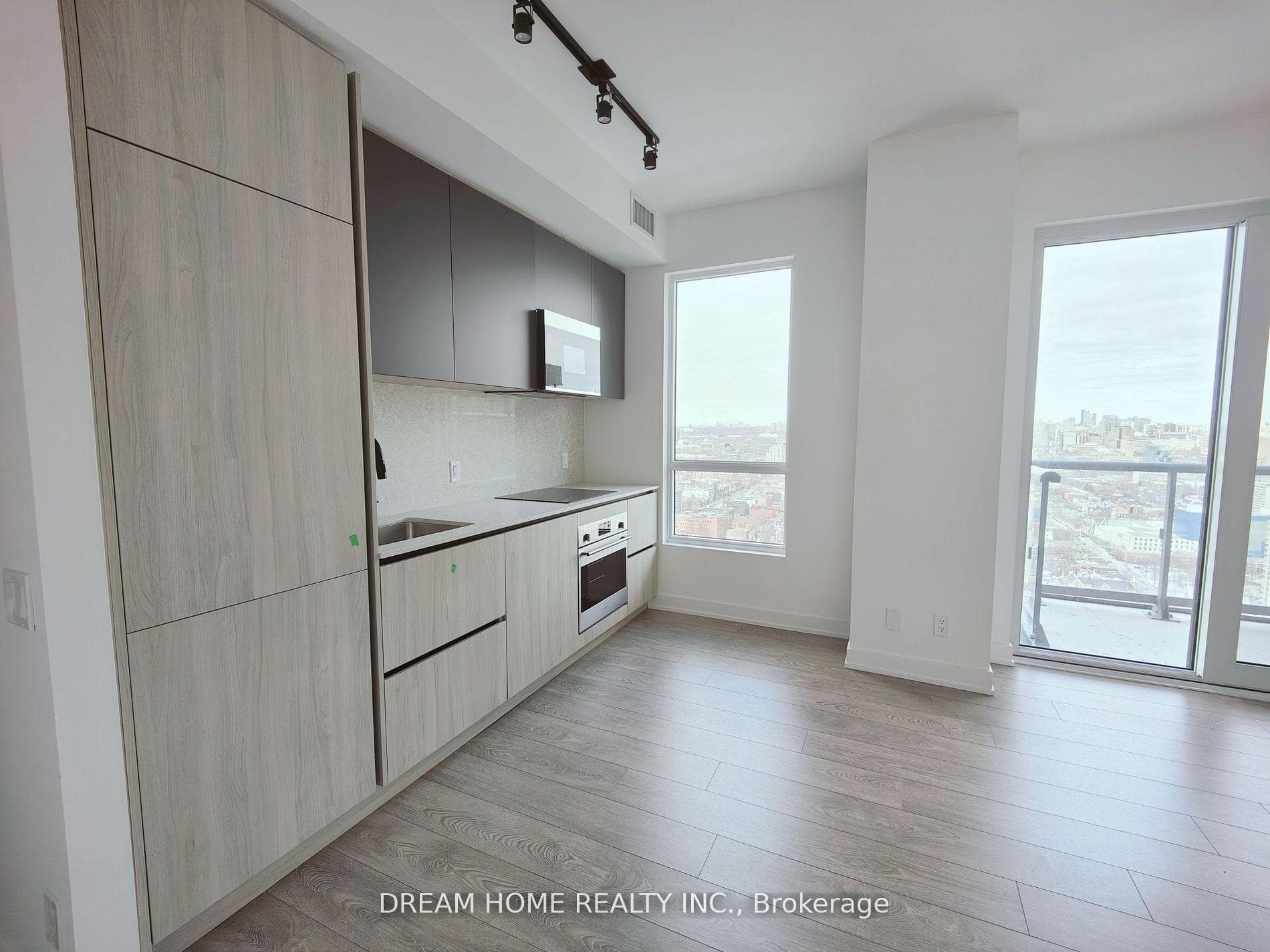 108 Peter Street Unit 3602 photo 6