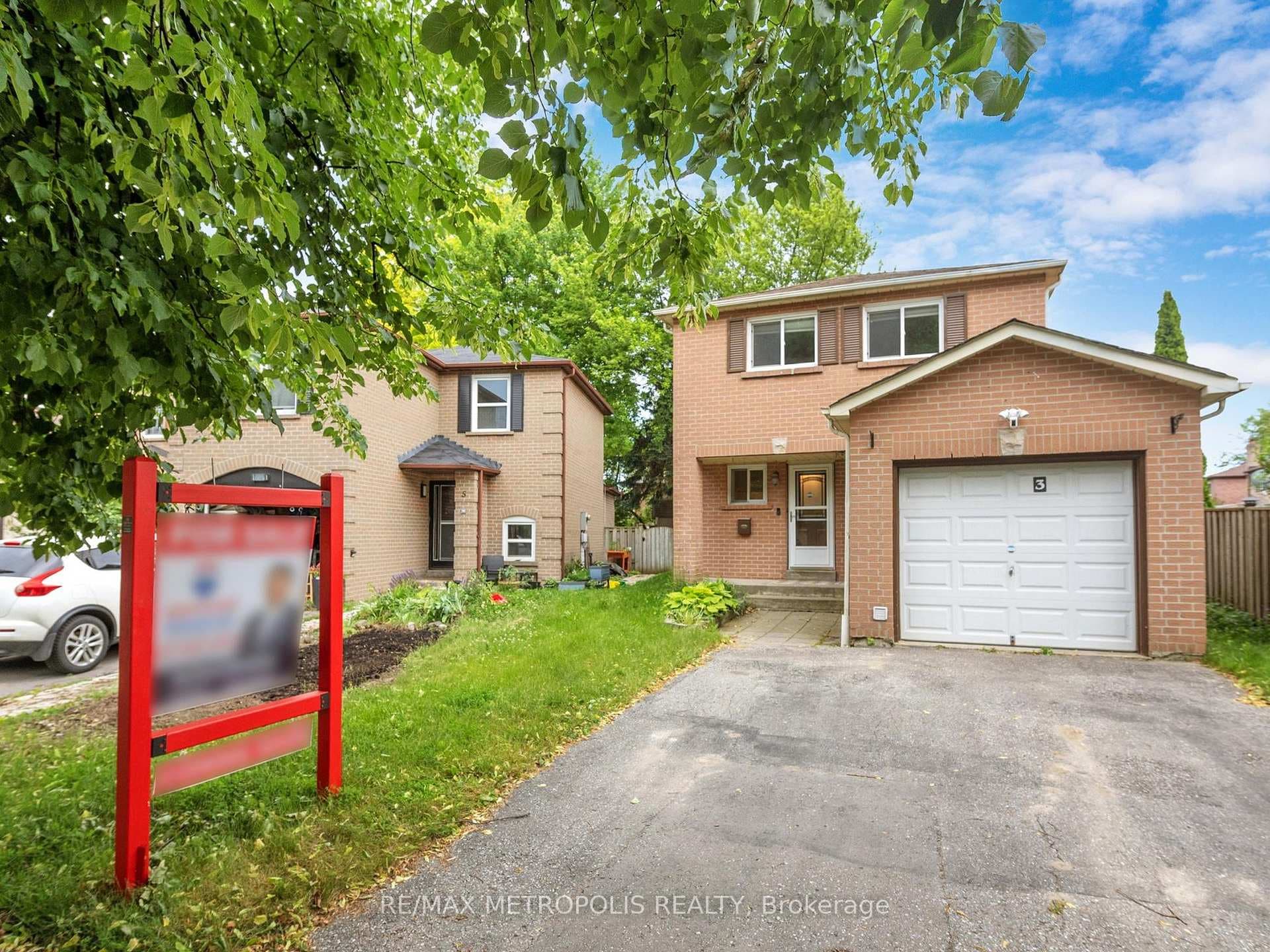 3 Hendley Drive photo 1