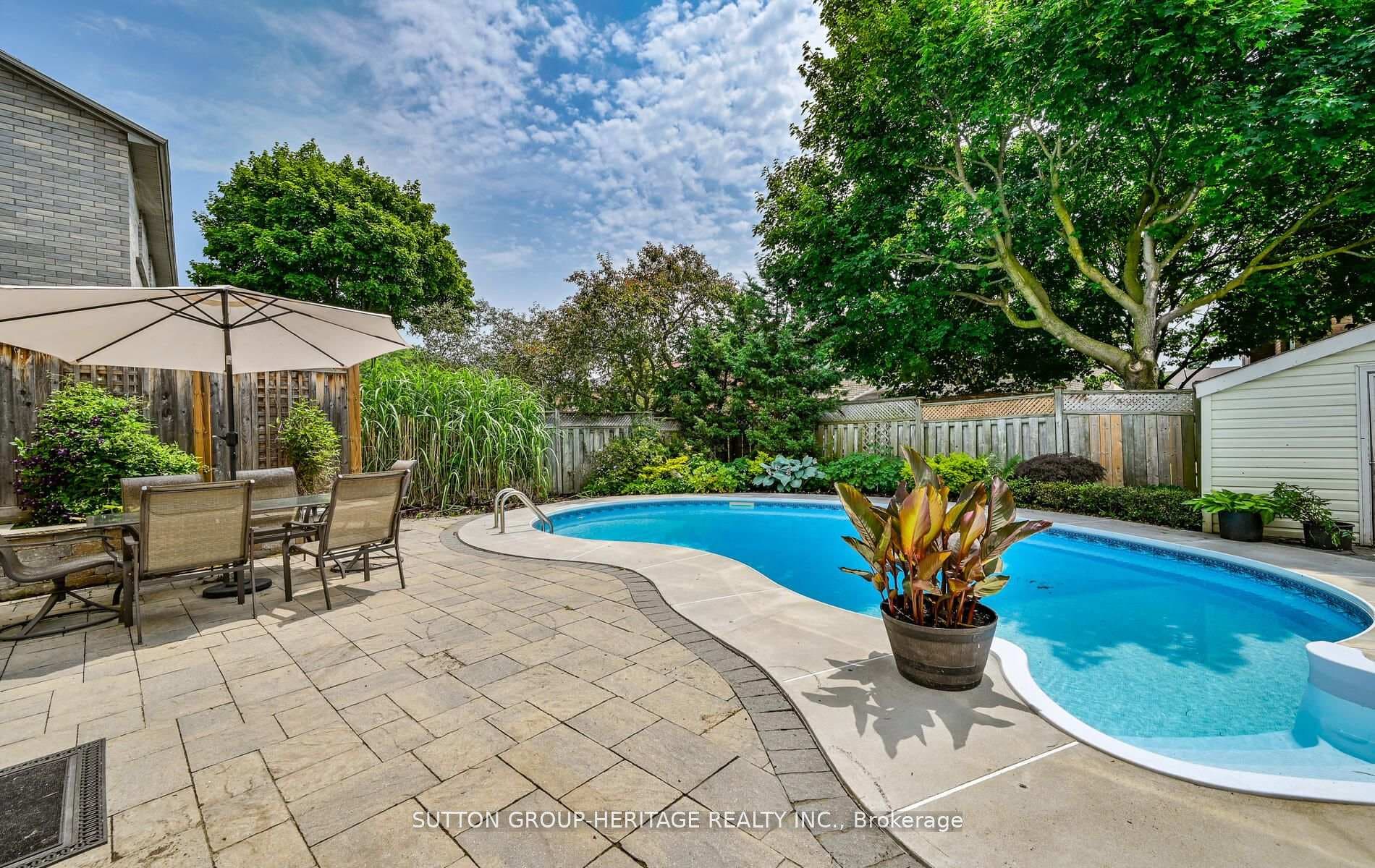 1542 Saugeen Drive photo 28
