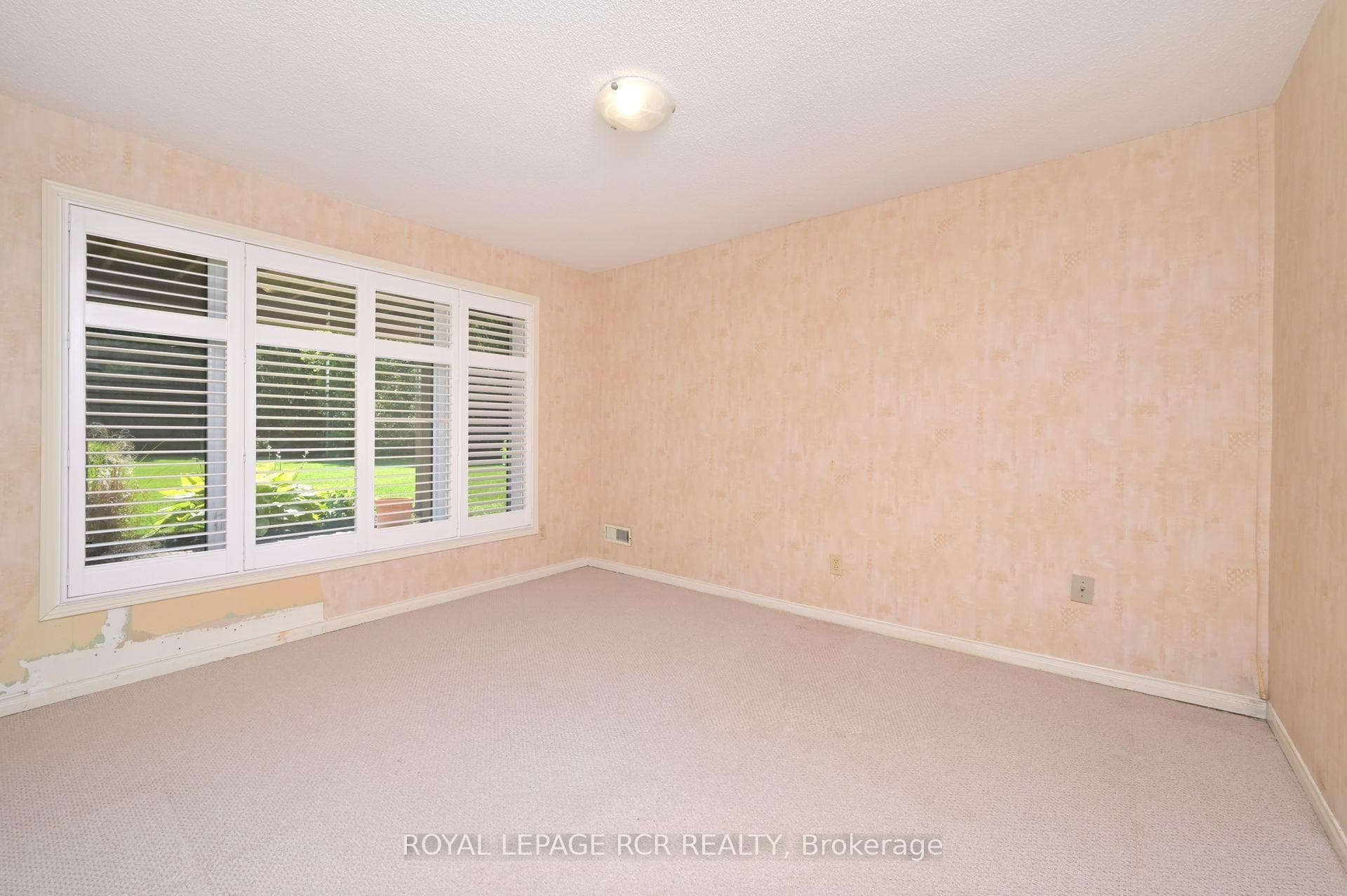 88 Riverview Road photo 32