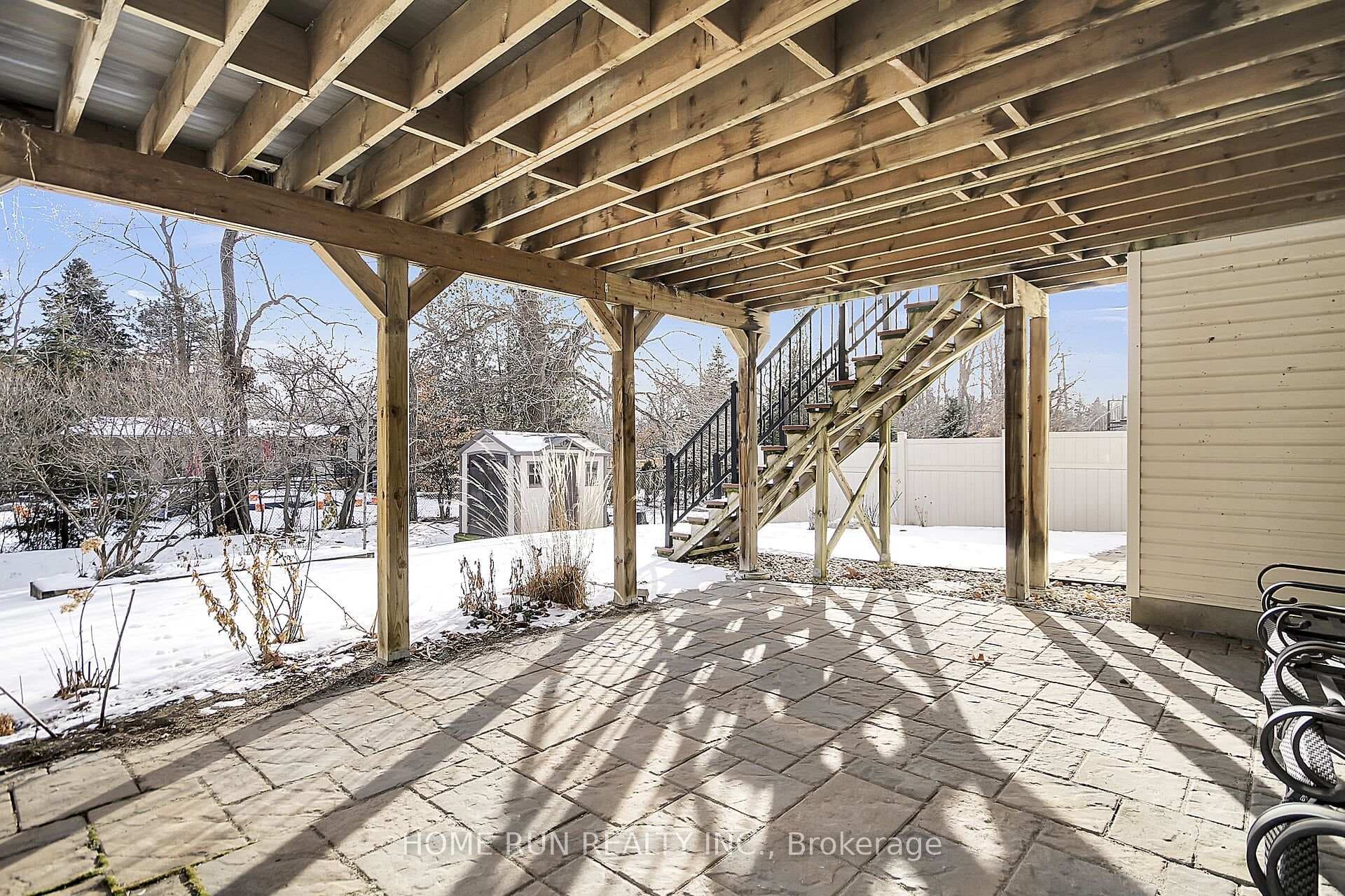 625 New Liskeard Crescent photo 34