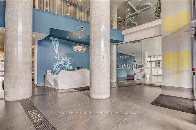 150 East Liberty Street Unit 1401 photo 13