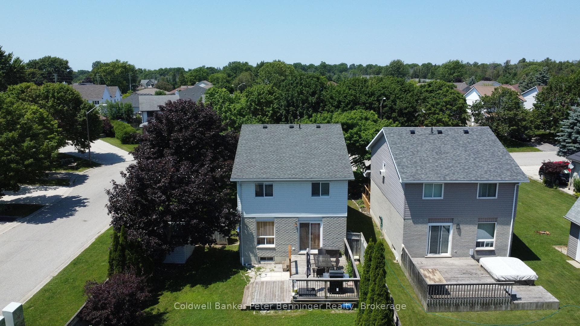 737 Mackendrick Drive photo 47