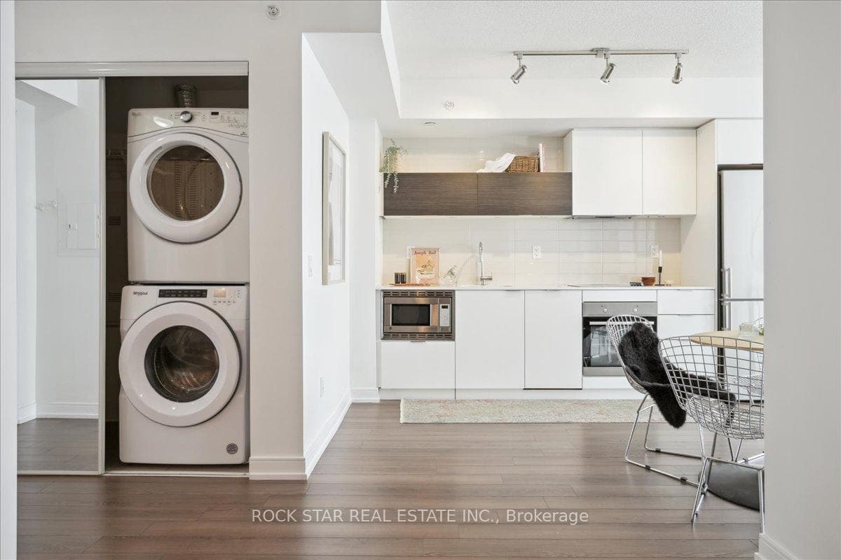20 Thomas Riley Road Unit 1510 photo 10