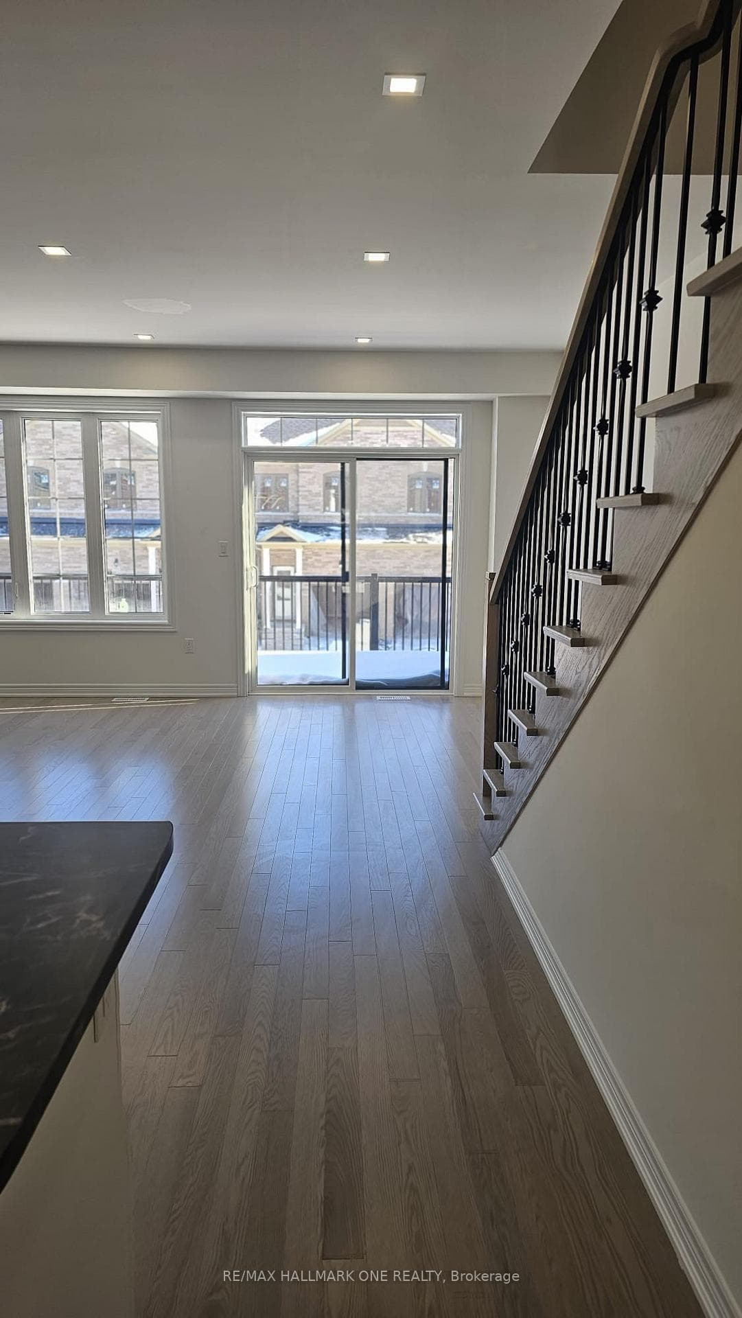 2941 Starlight Drive photo 3