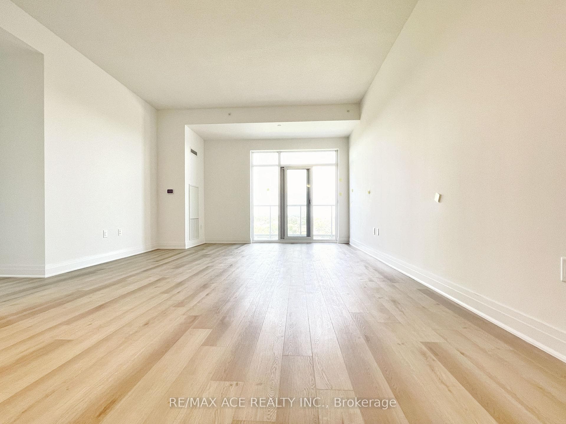 3220 Sheppard Avenue Unit 602 photo 4