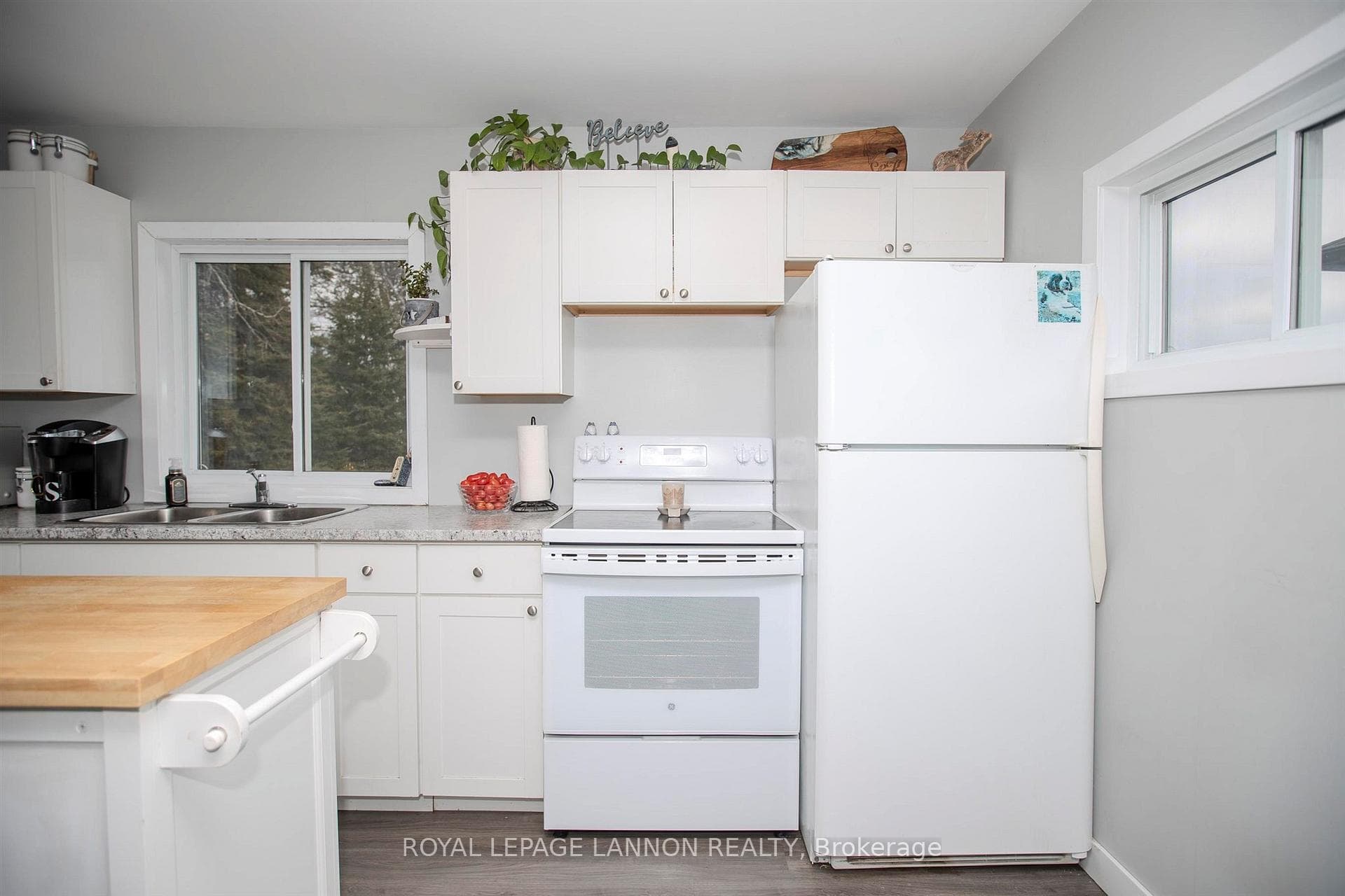 331 Masters St. photo 6