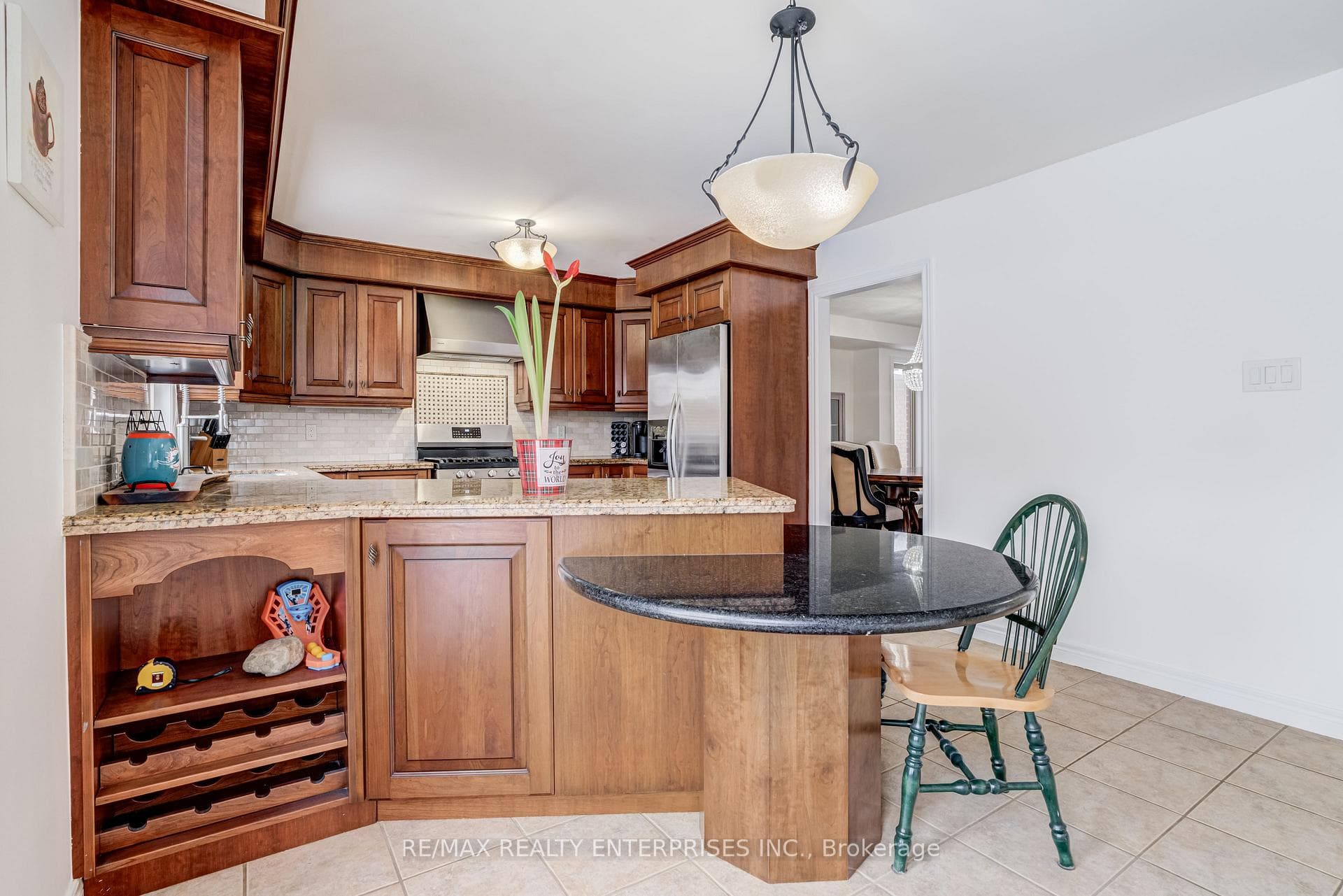 177 Southbrook Drive photo 16