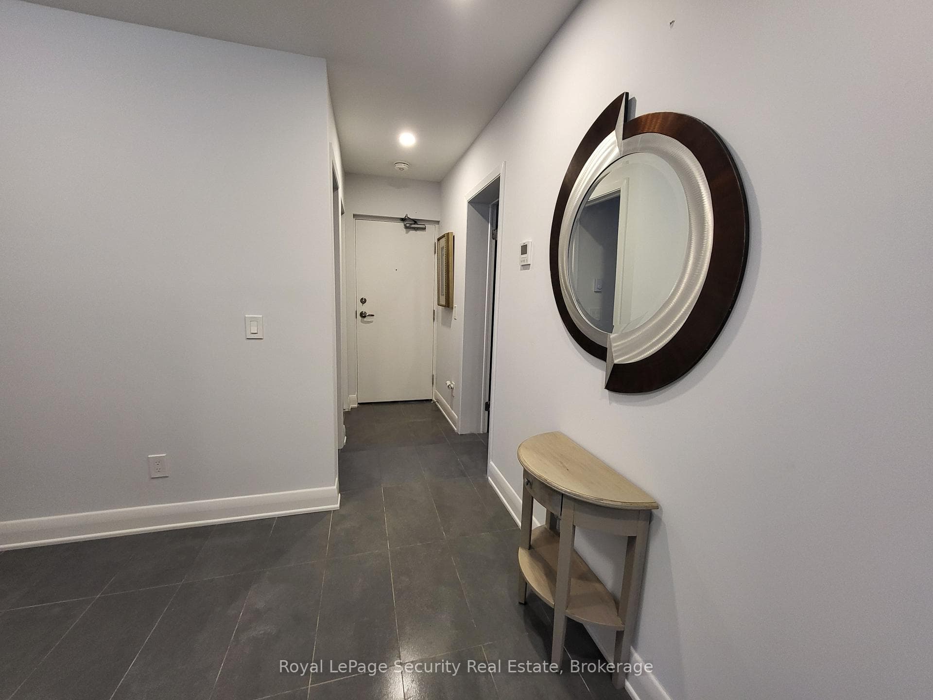 328 Lakeshore Road Unit 2 photo 8