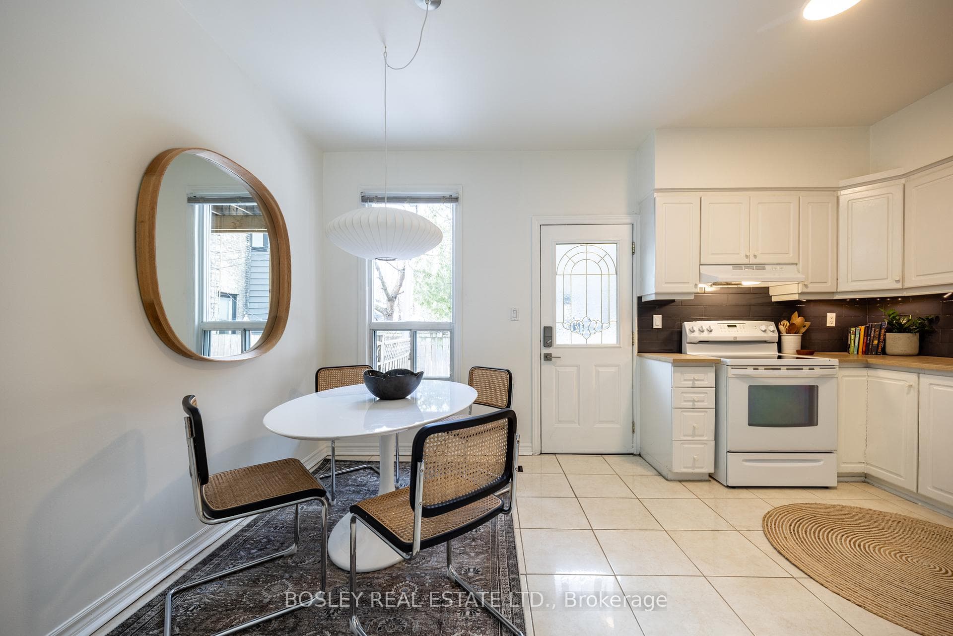 54 Lansdowne Avenue photo 10