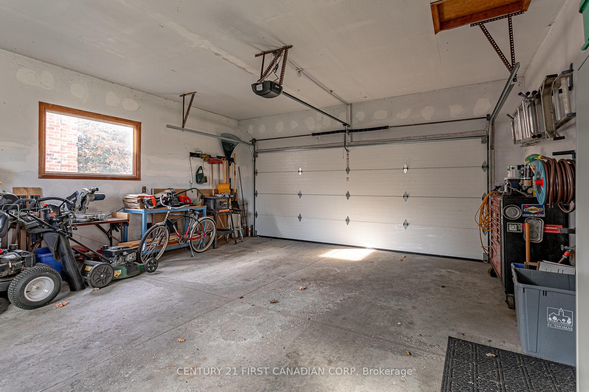 11 Fairview Avenue photo 23