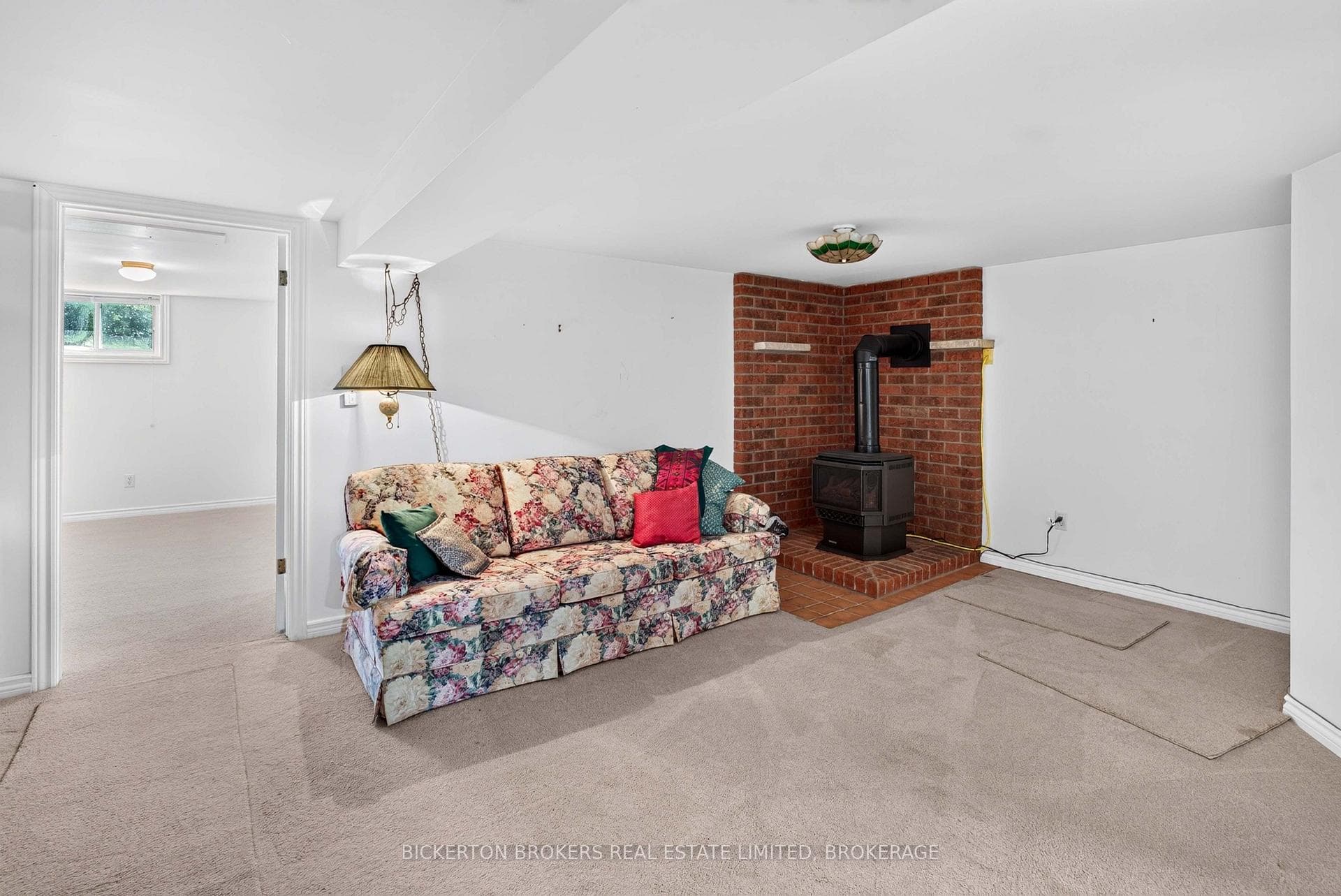154 Eden Grove Road photo 34