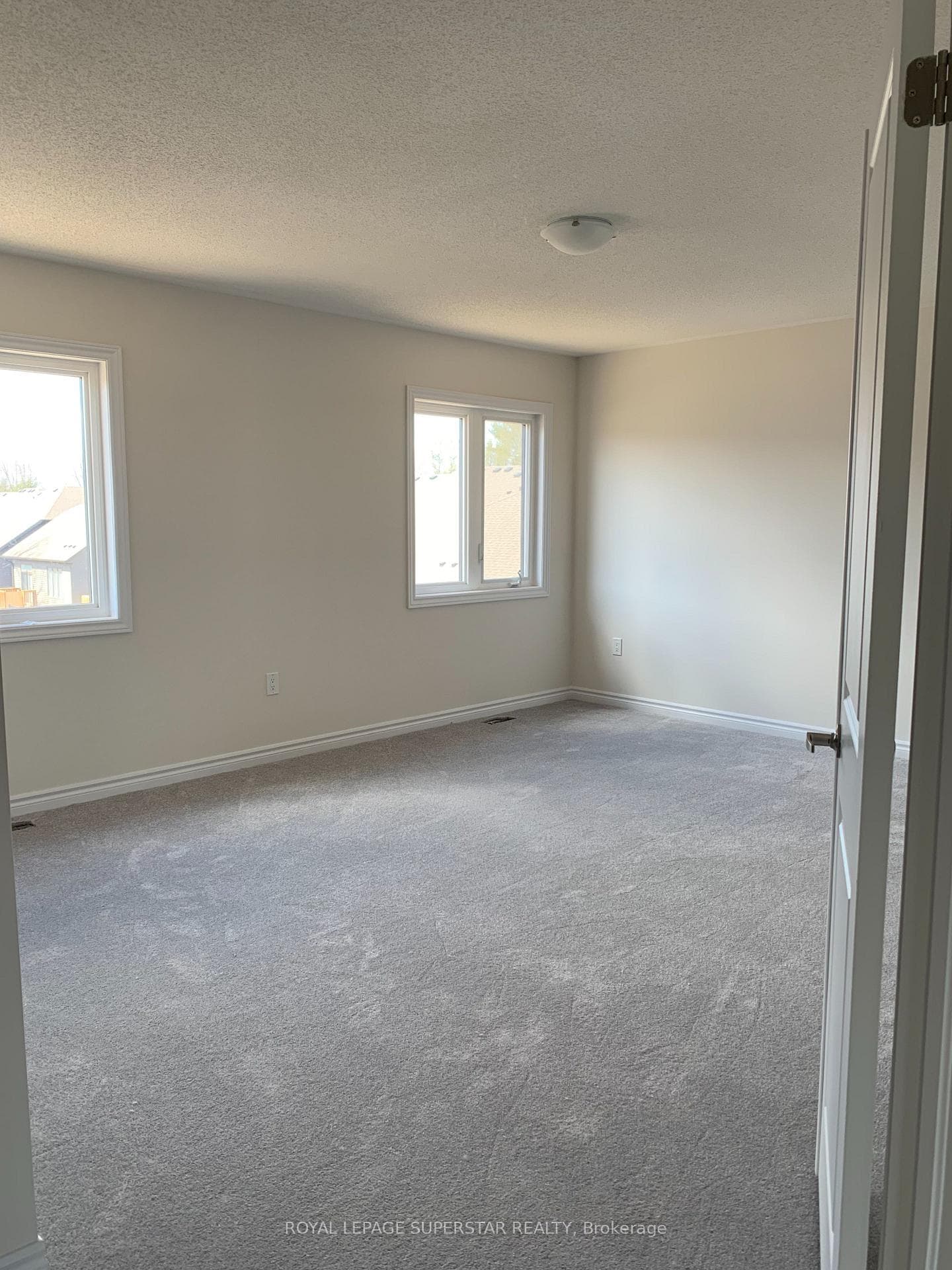 49 Eberhardt Drive photo 15