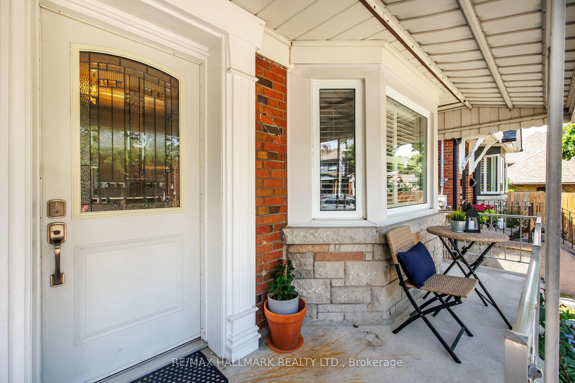236 Dewhurst Boulevard photo 2