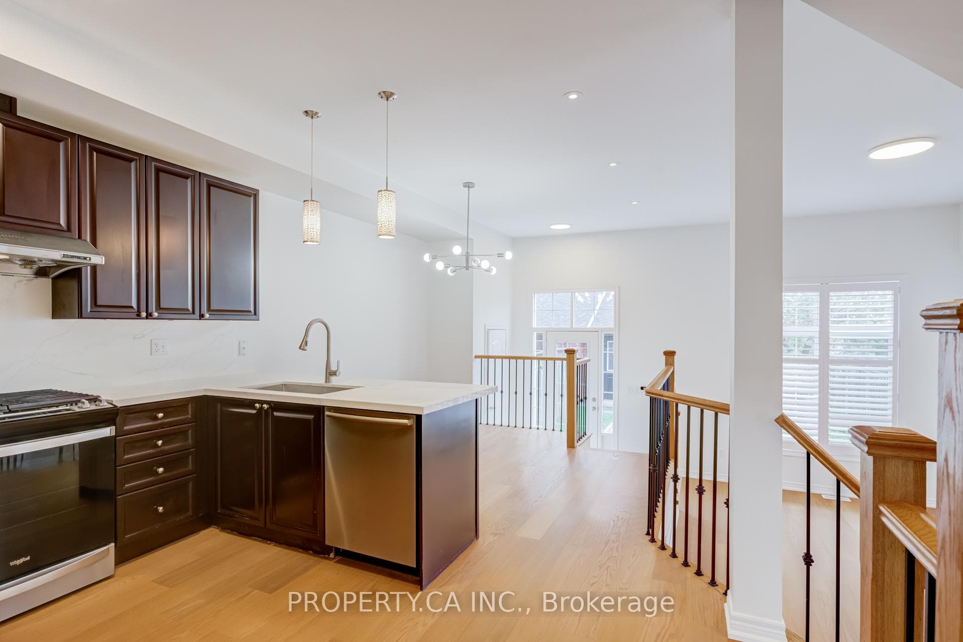 3347 Eglinton Avenue photo 7