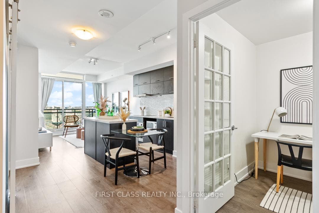 8081 Birchmount Road Unit 1507 photo 2