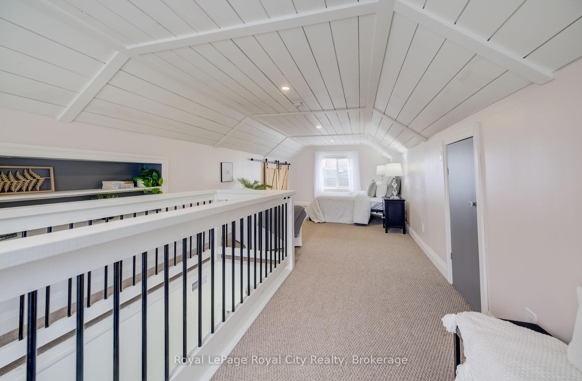 609 Woodside Street photo 20