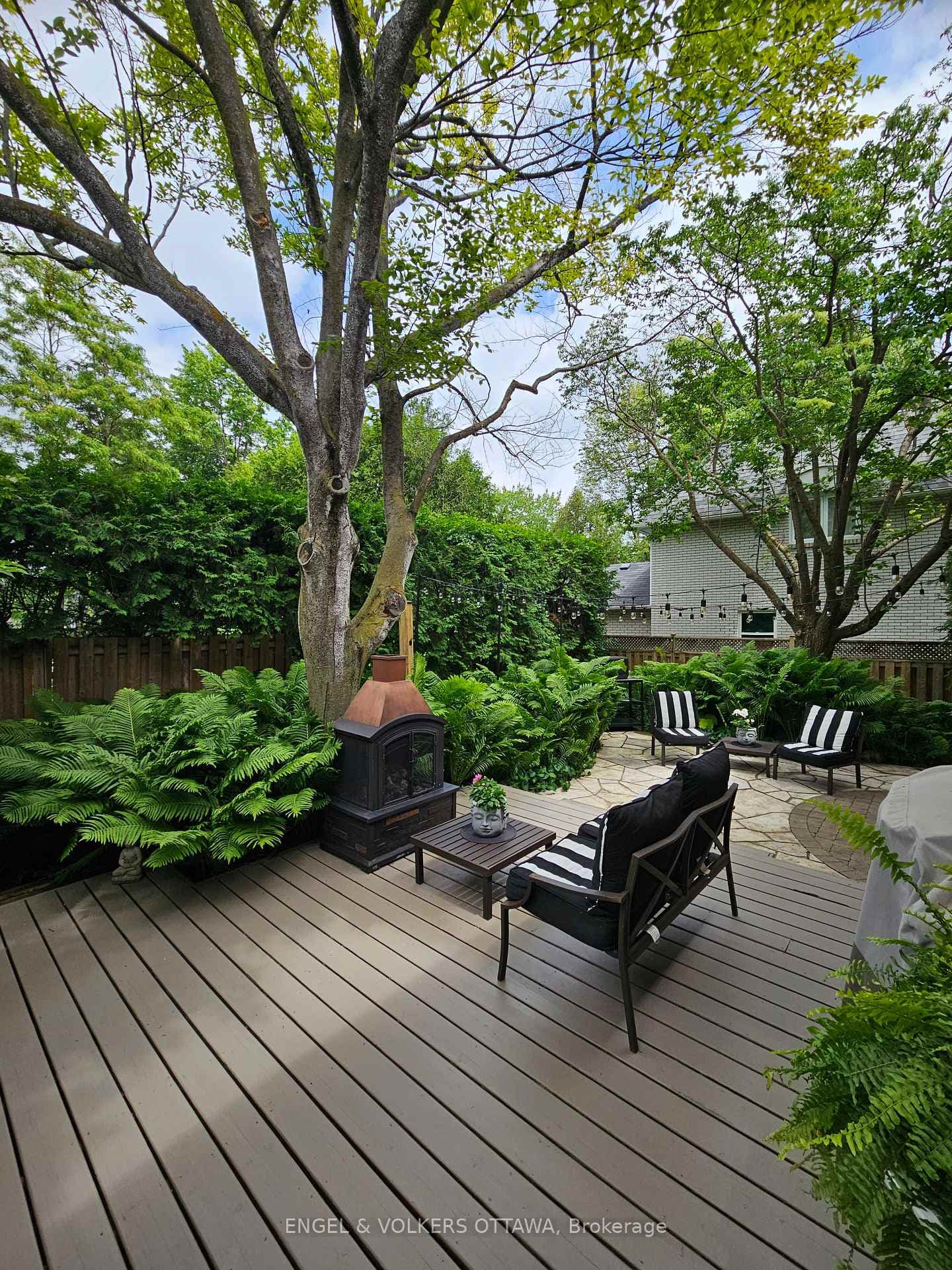 1 Erinlea Court photo 37