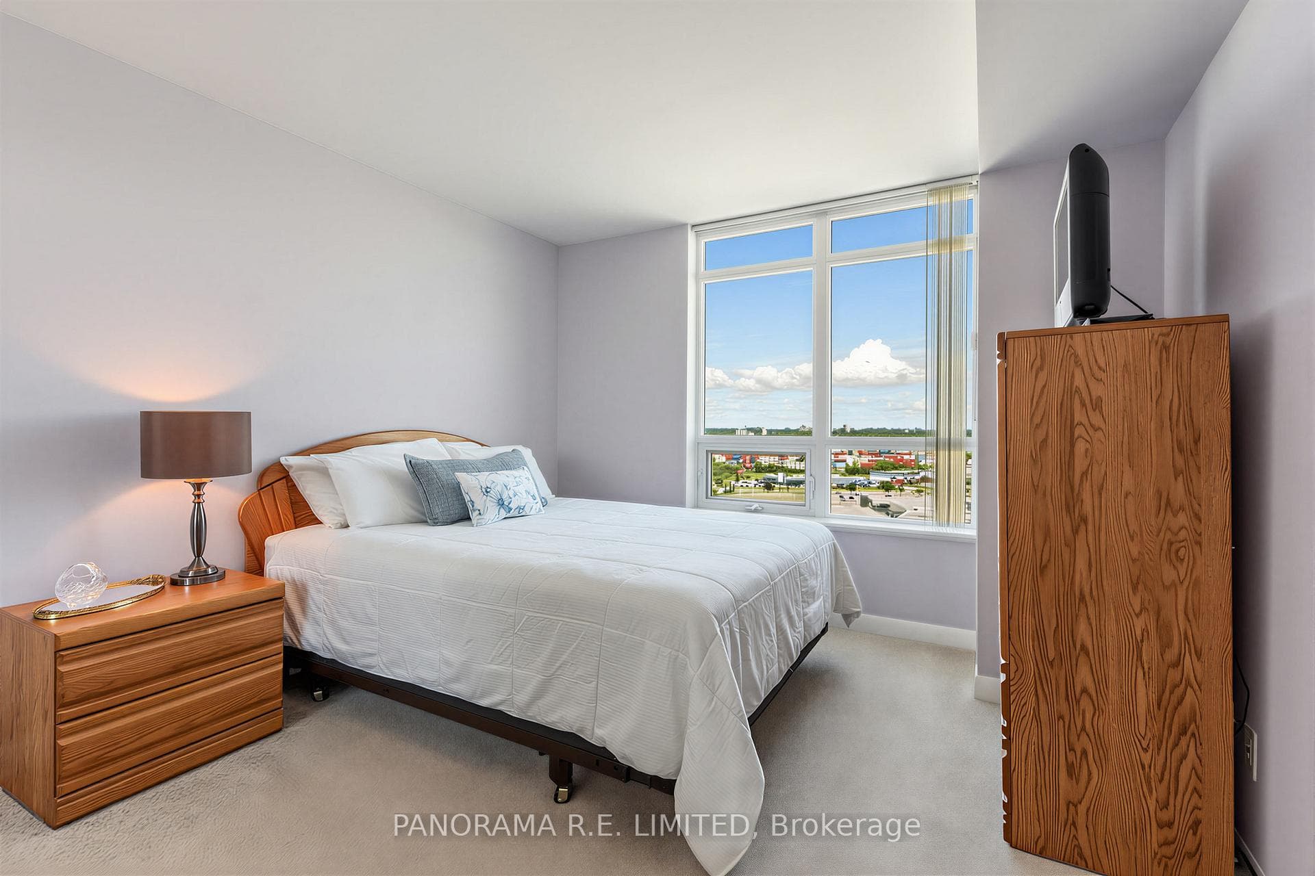 235 Sherway Gardens Road Unit 1810 photo 9
