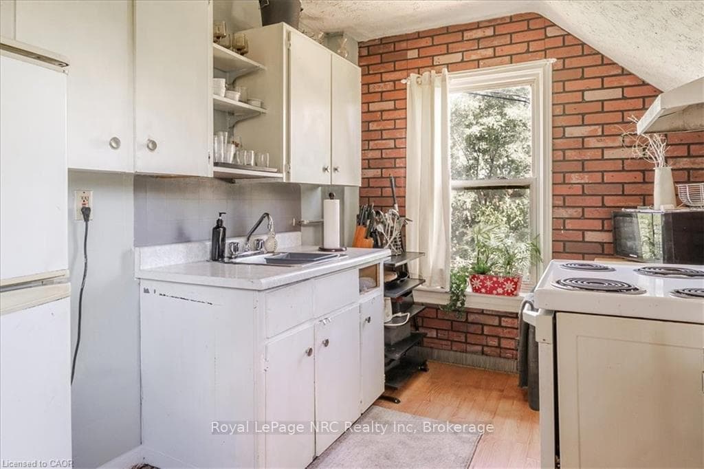 382 Beach Boulevard photo 40