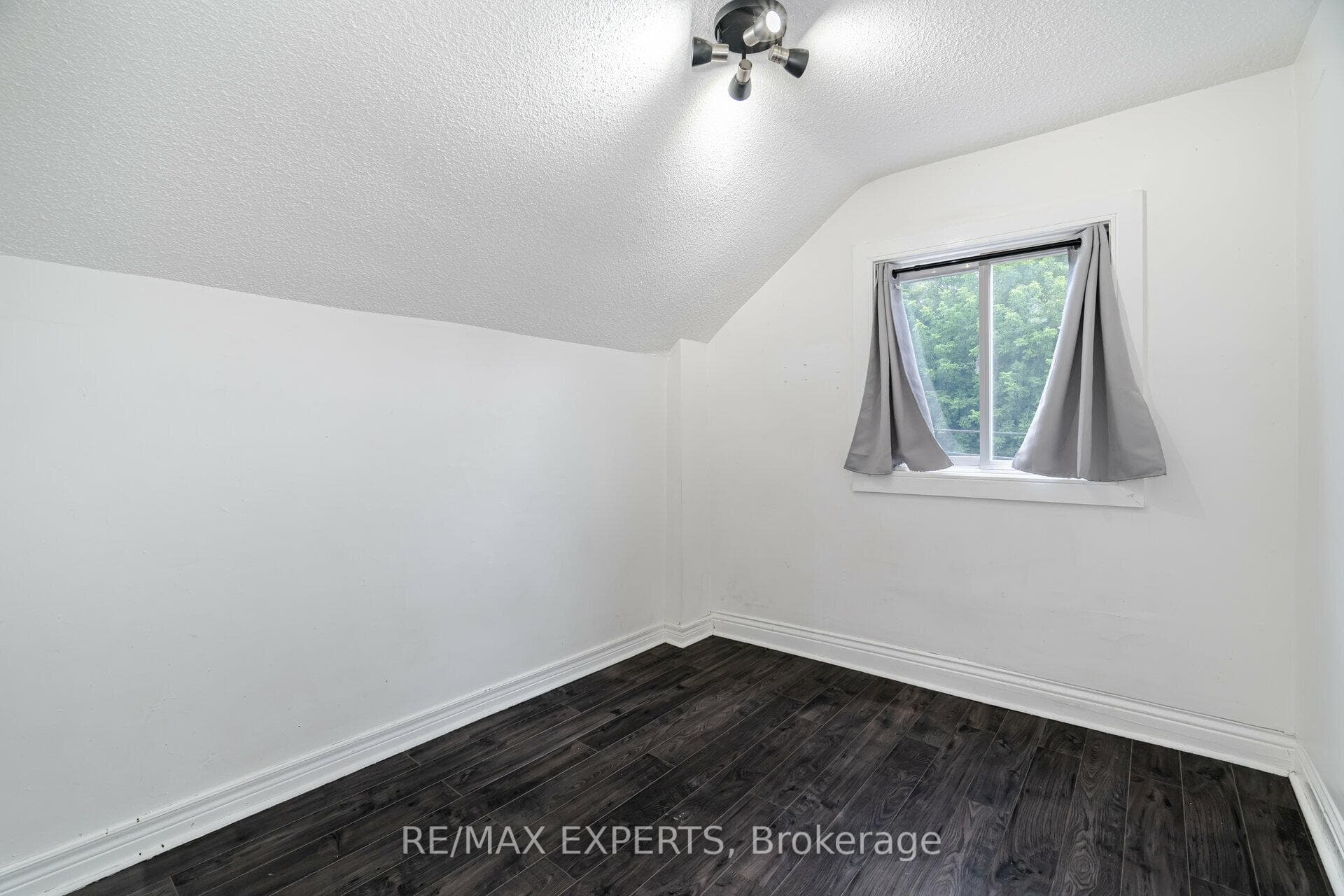 20 East Bend Avenue photo 29