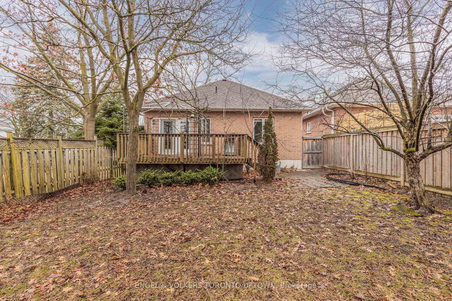 658 Gorham Street photo 32