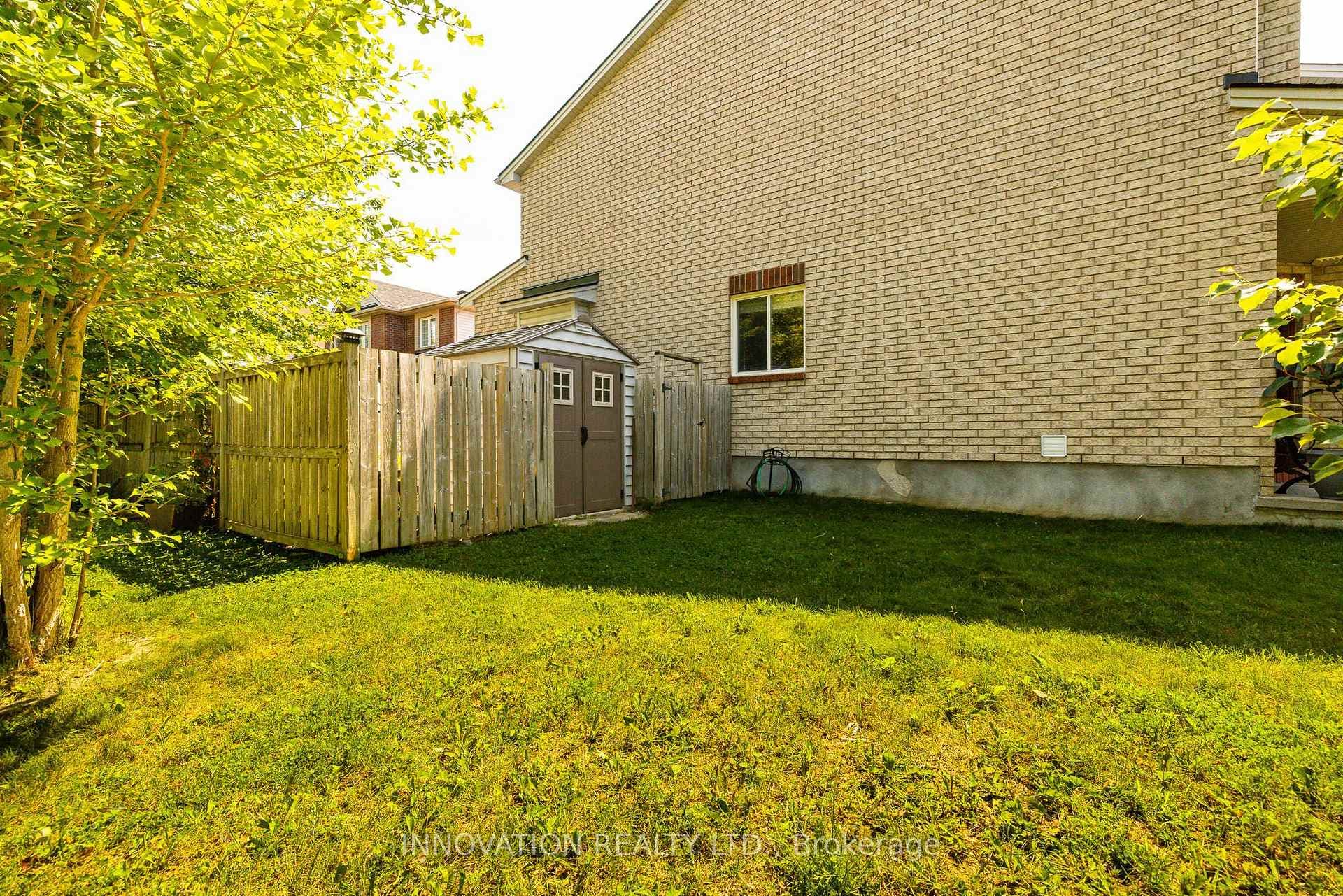277 Applecross Crescent photo 35