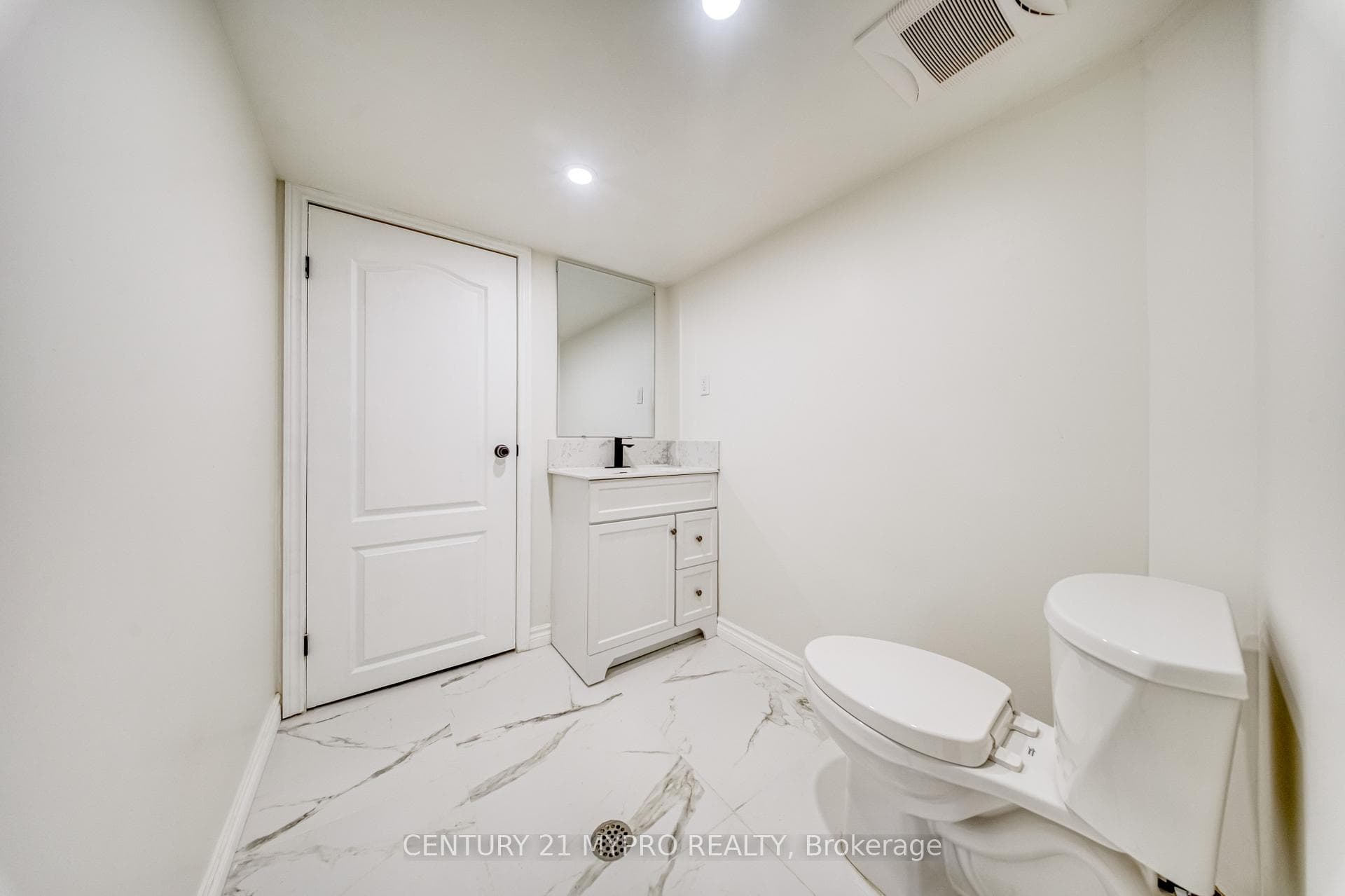 67 Mugford Road photo 38