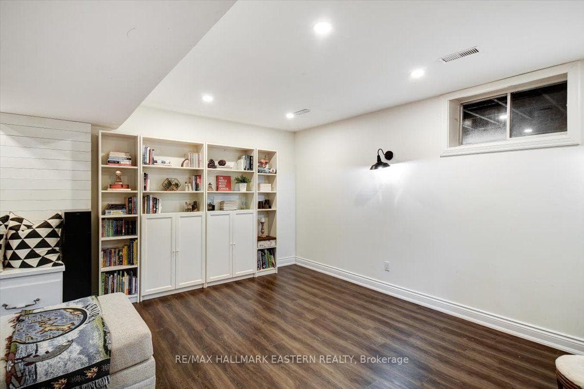 11 Hillside Drive photo 26
