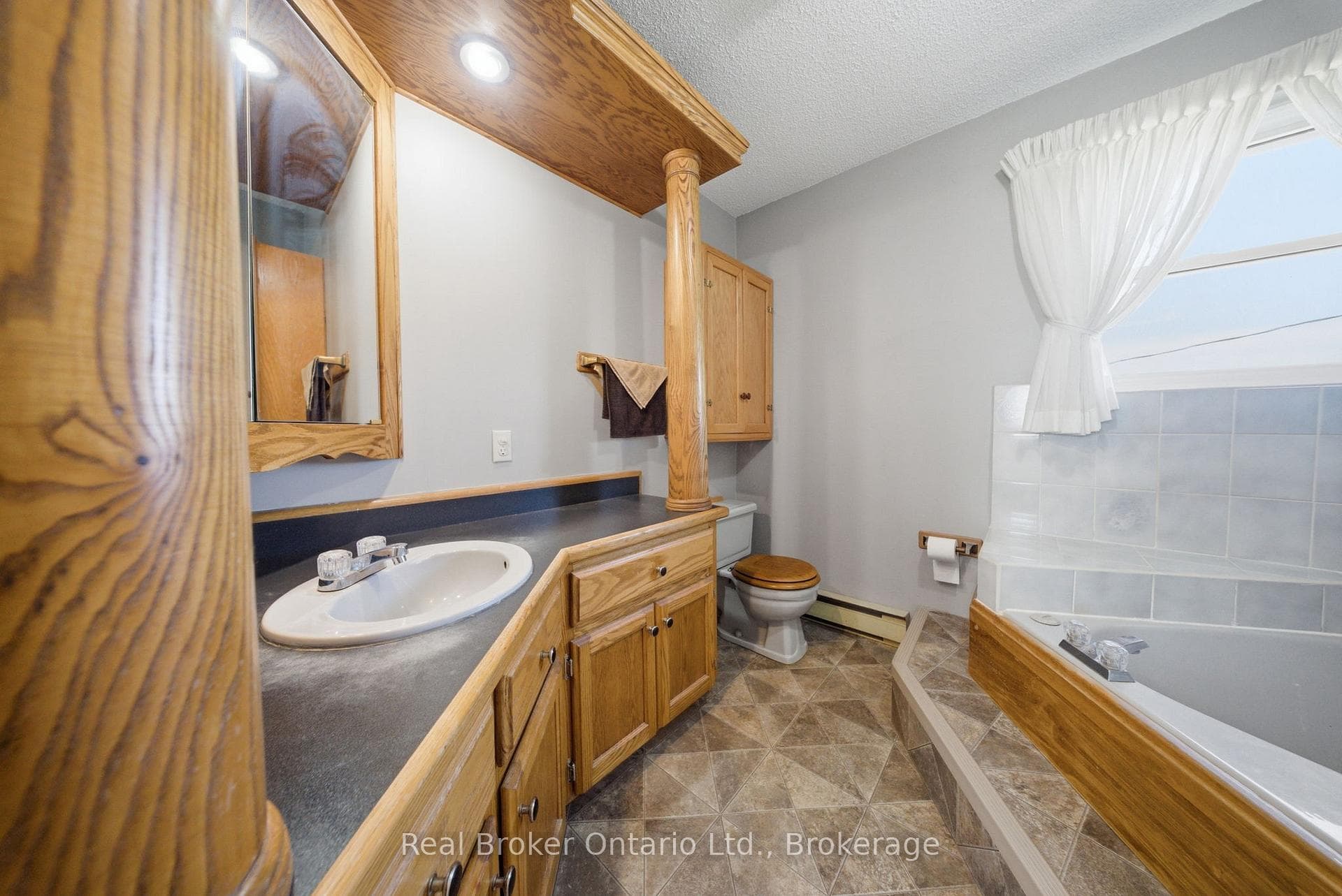 800 Tremaine Avenue photo 25