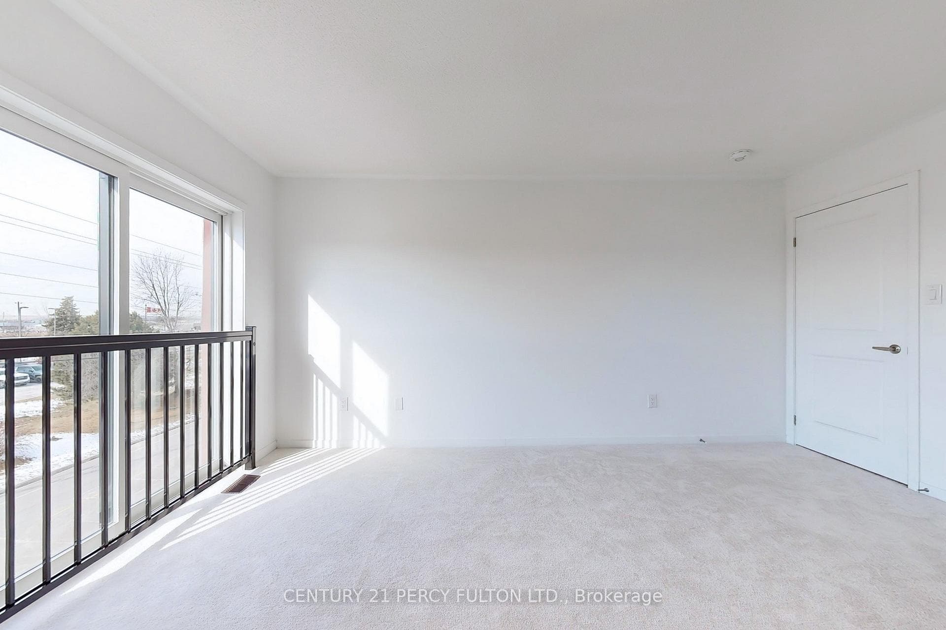 207 Monarch Avenue photo 24