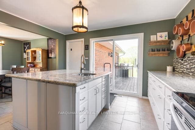 24 Avonlea Road photo 10
