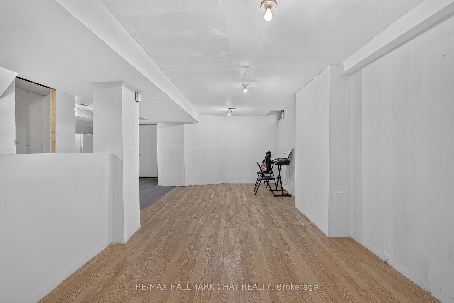 76 Donna Drive photo 25
