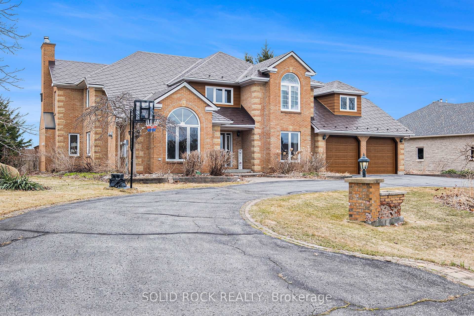 Stately Home on a Circular Drive