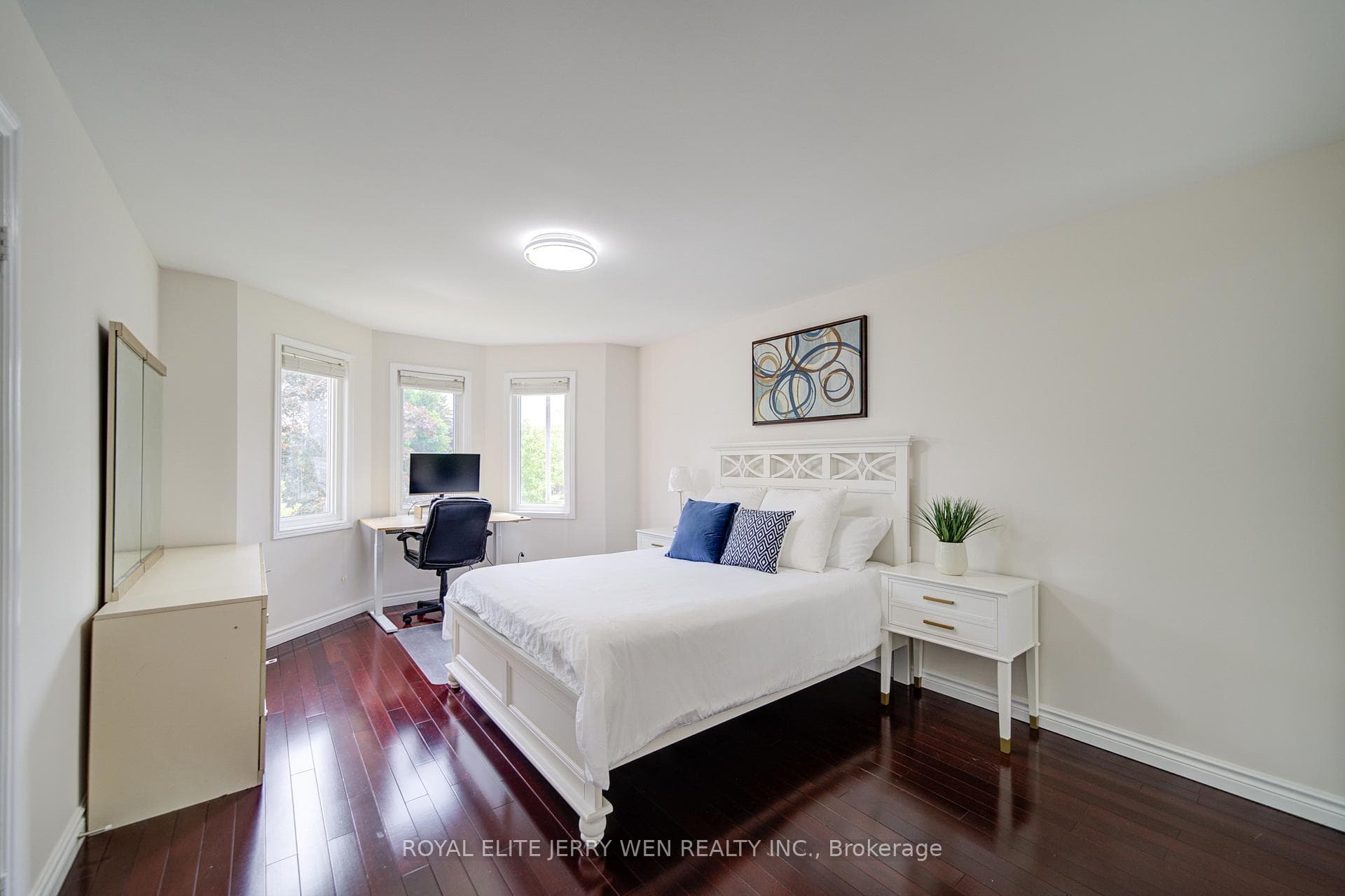 70 Bronte Road photo 22