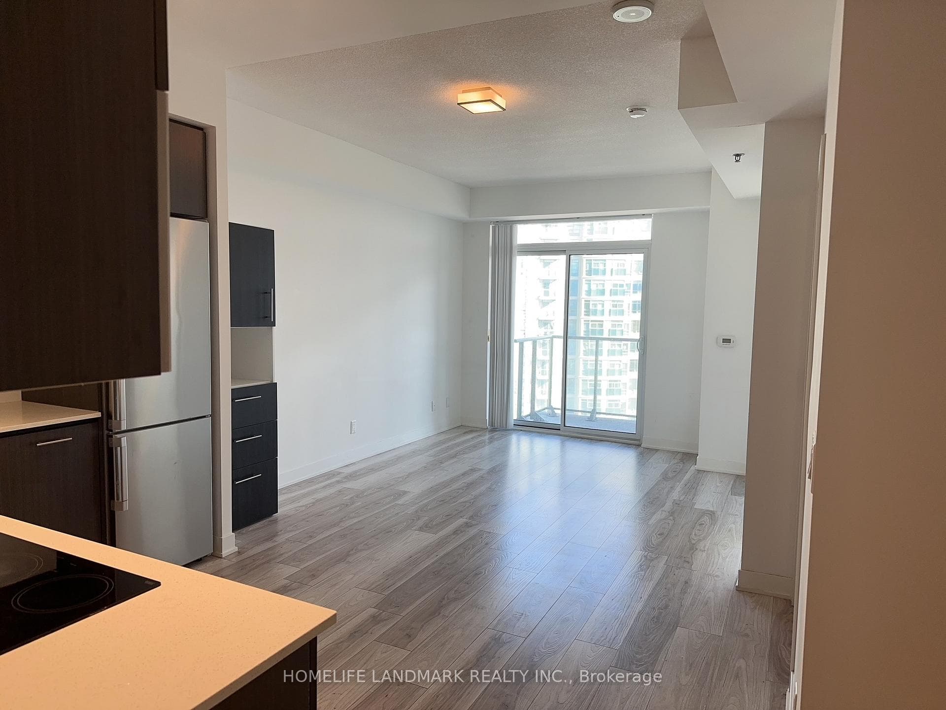 195 Bonis Avenue Unit 1809 photo 6